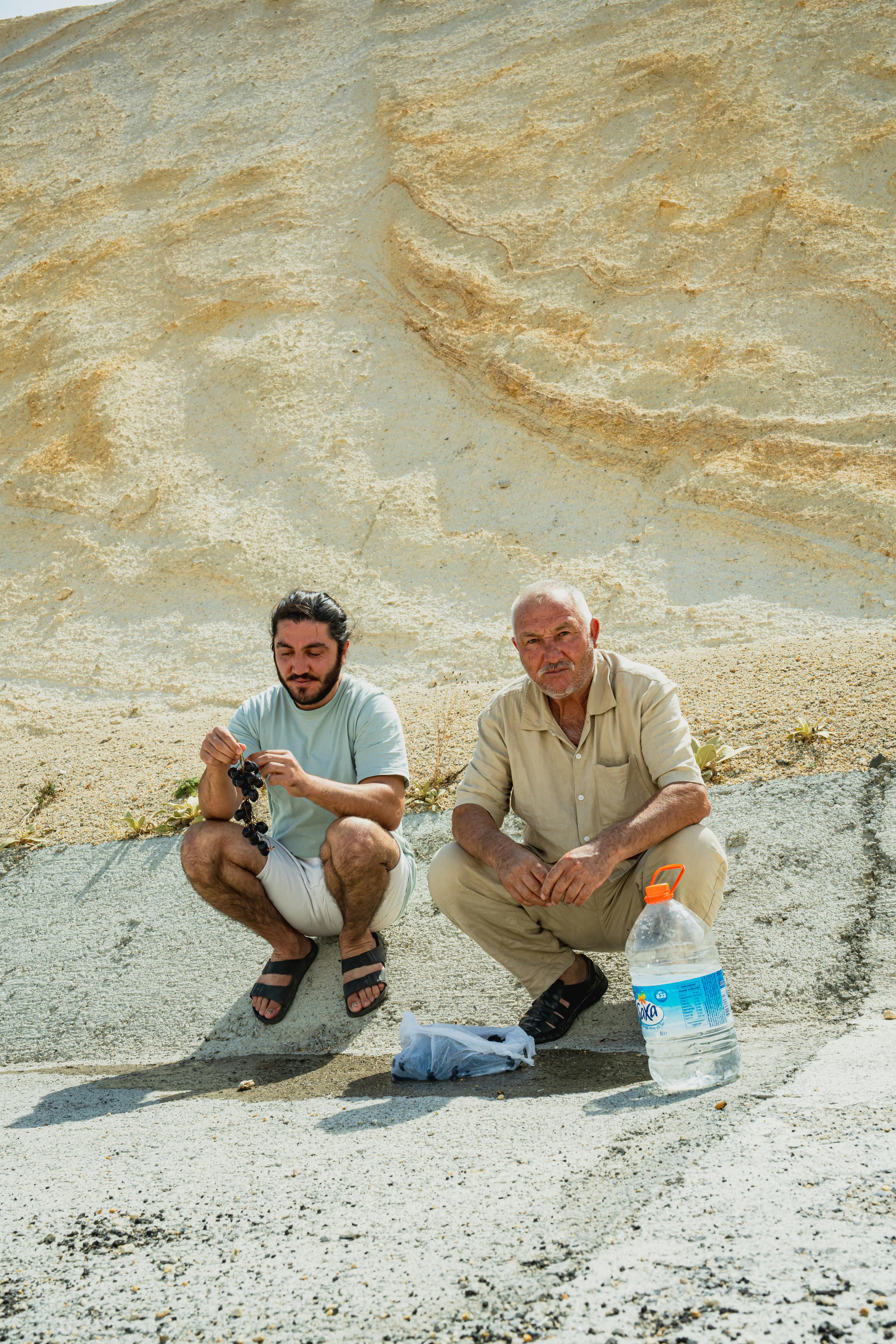 Women Dating Younger Guys - Brides Older Than Grooms