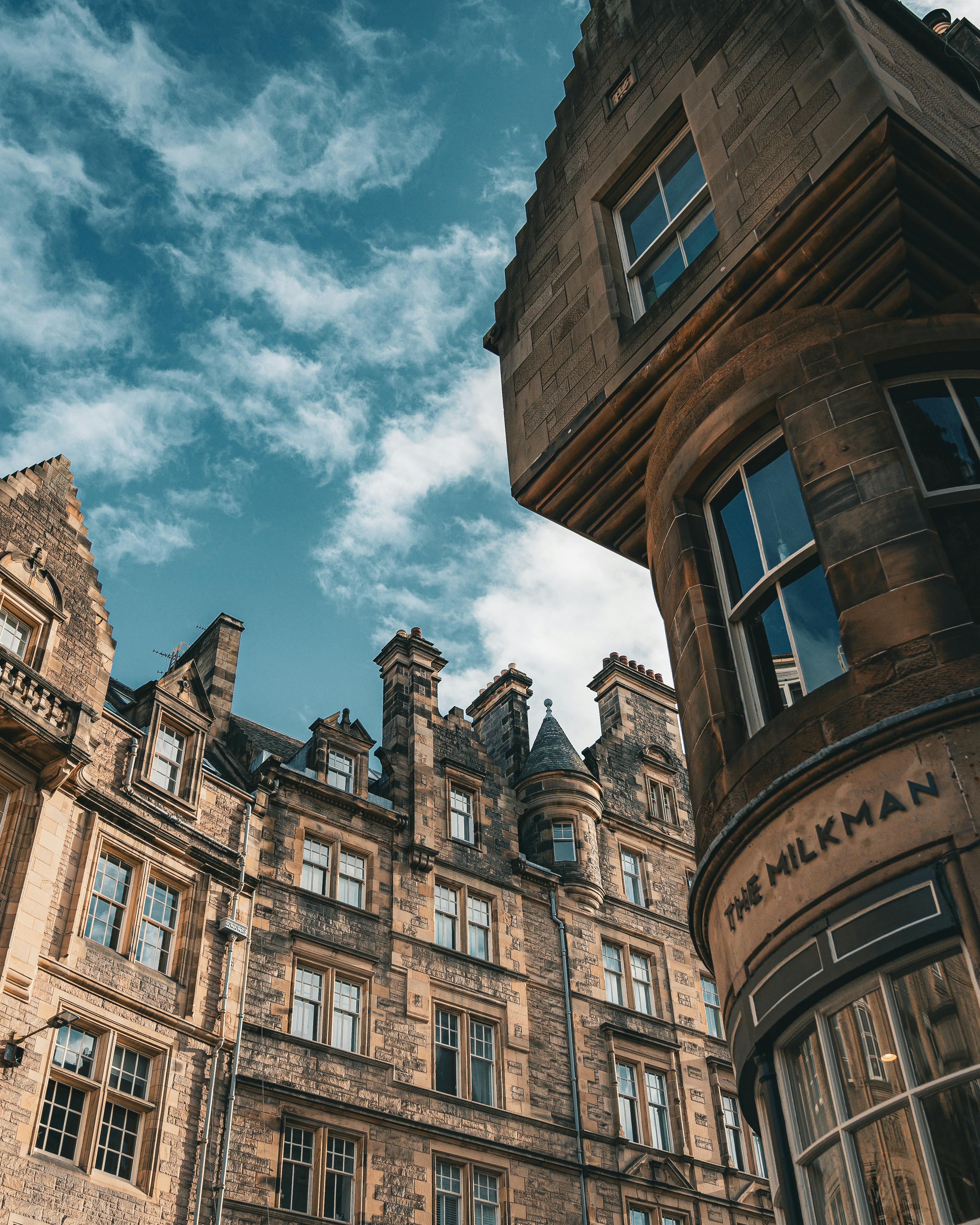 Stunning view of historic buildings in Edinburgh