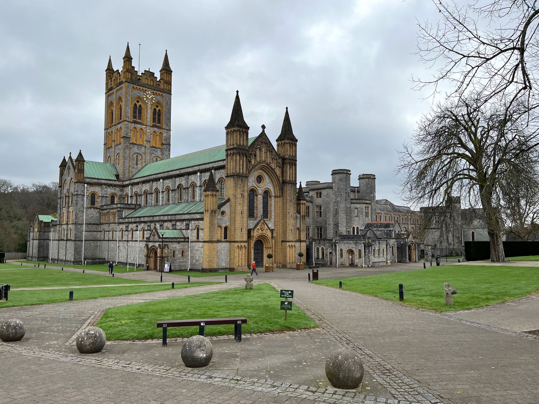 Ann Widdecombe'un cenaze töreninin yapıldığı Buckfast Abbey Manastırı