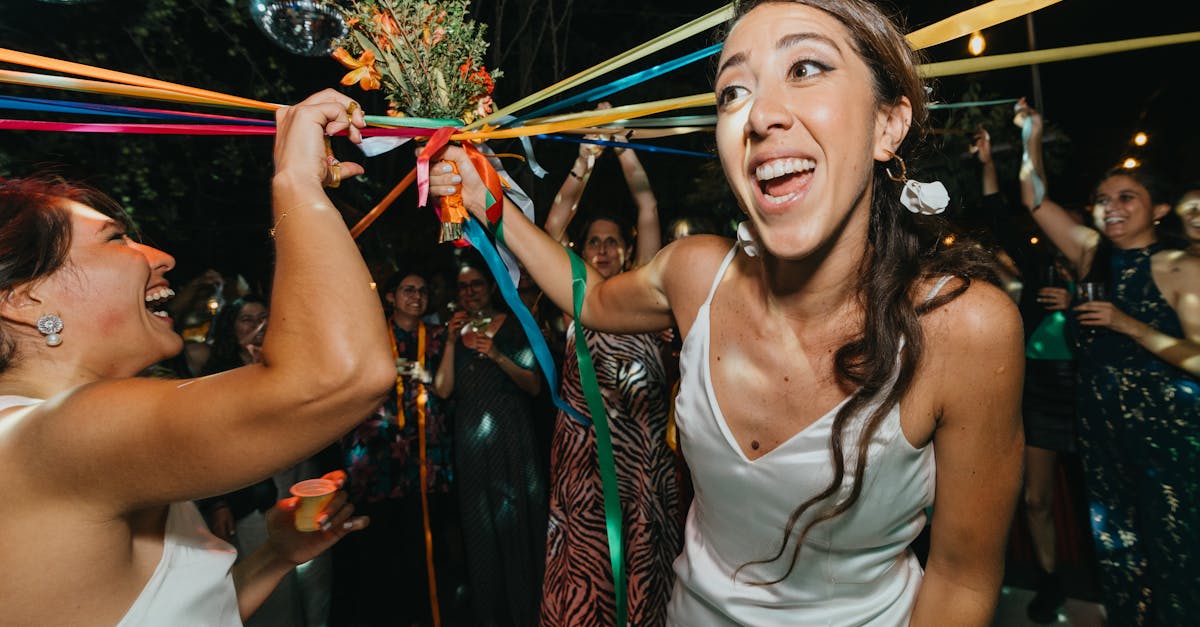 Wedding Bouquet Toss Dance