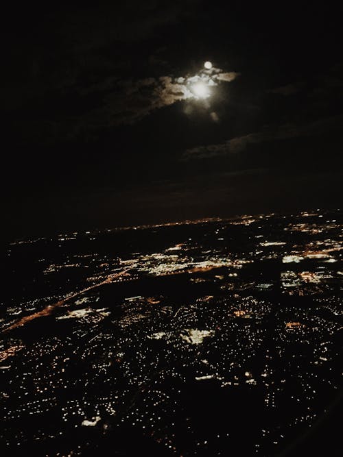 Kostnadsfri bild av flygplan, lampor, måne