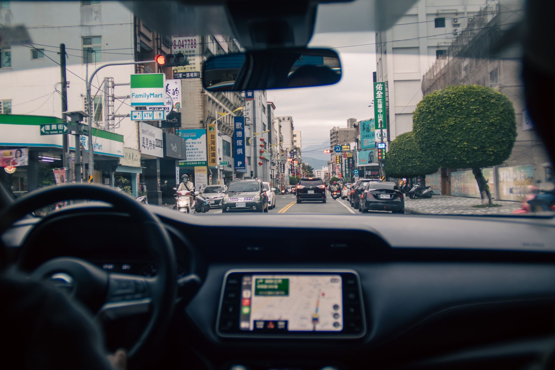 Rexing V5 Review: Best Dash Cam in the Rexing Lineup? (2026)