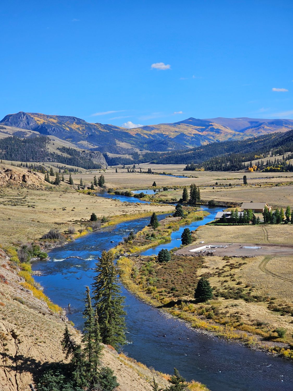 Scenic view of Broomfield, Colorado - served by Rubi Nail Spa for professional manicures and pedicures