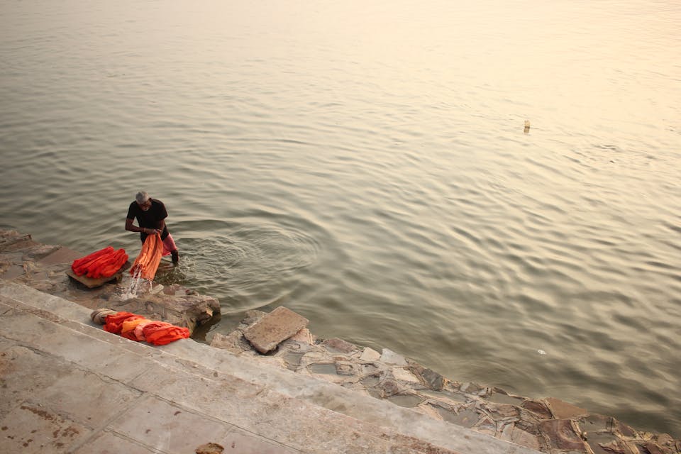 5 Reasons to Take a Ganges River Cruise