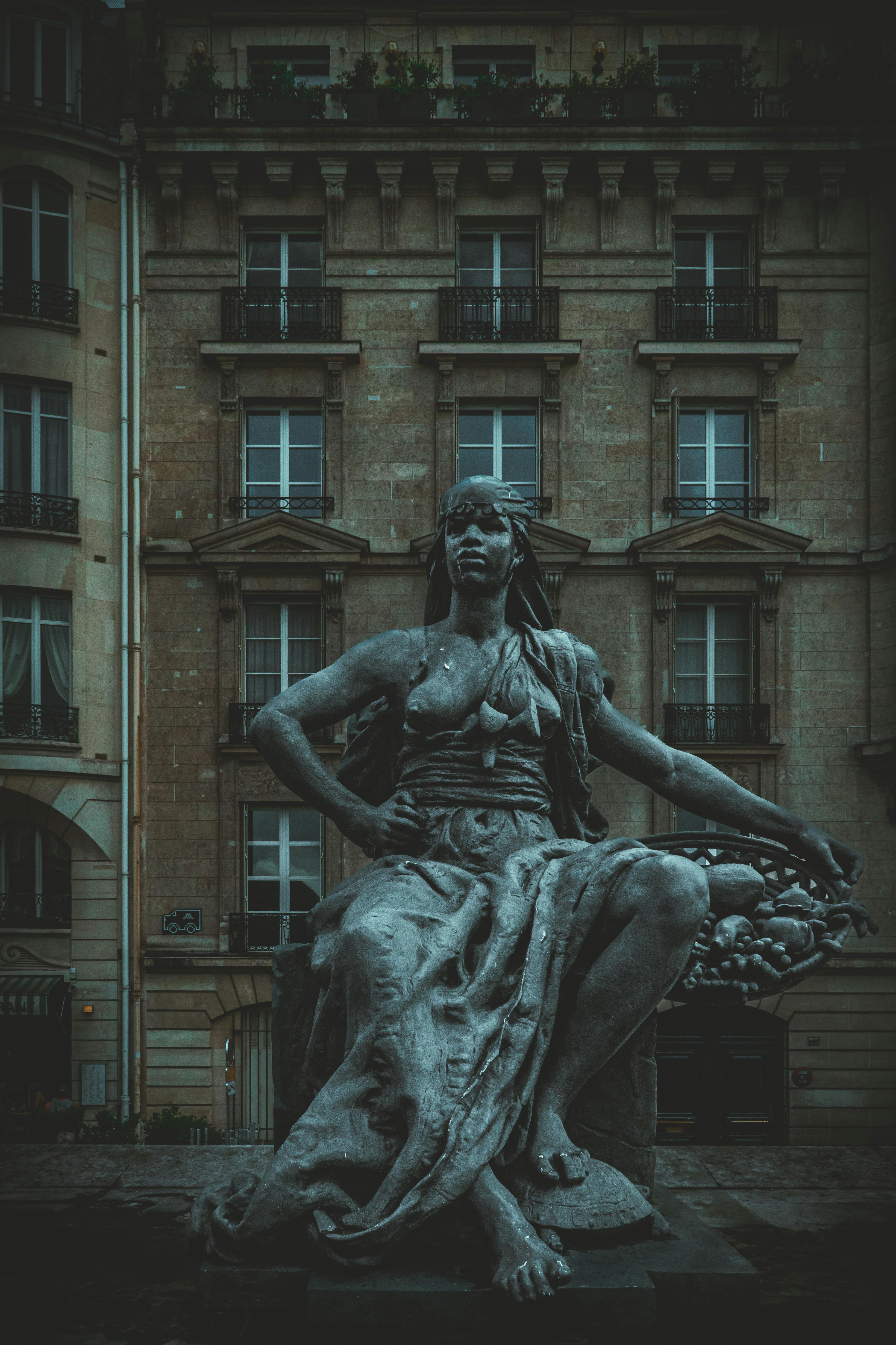 Monument francez contra-memorial reflectă umbrele colonialismului în Algeria