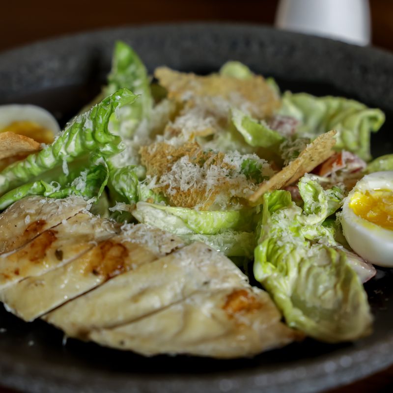 Niçoise Chicken Salad with Potatoes and Egg
