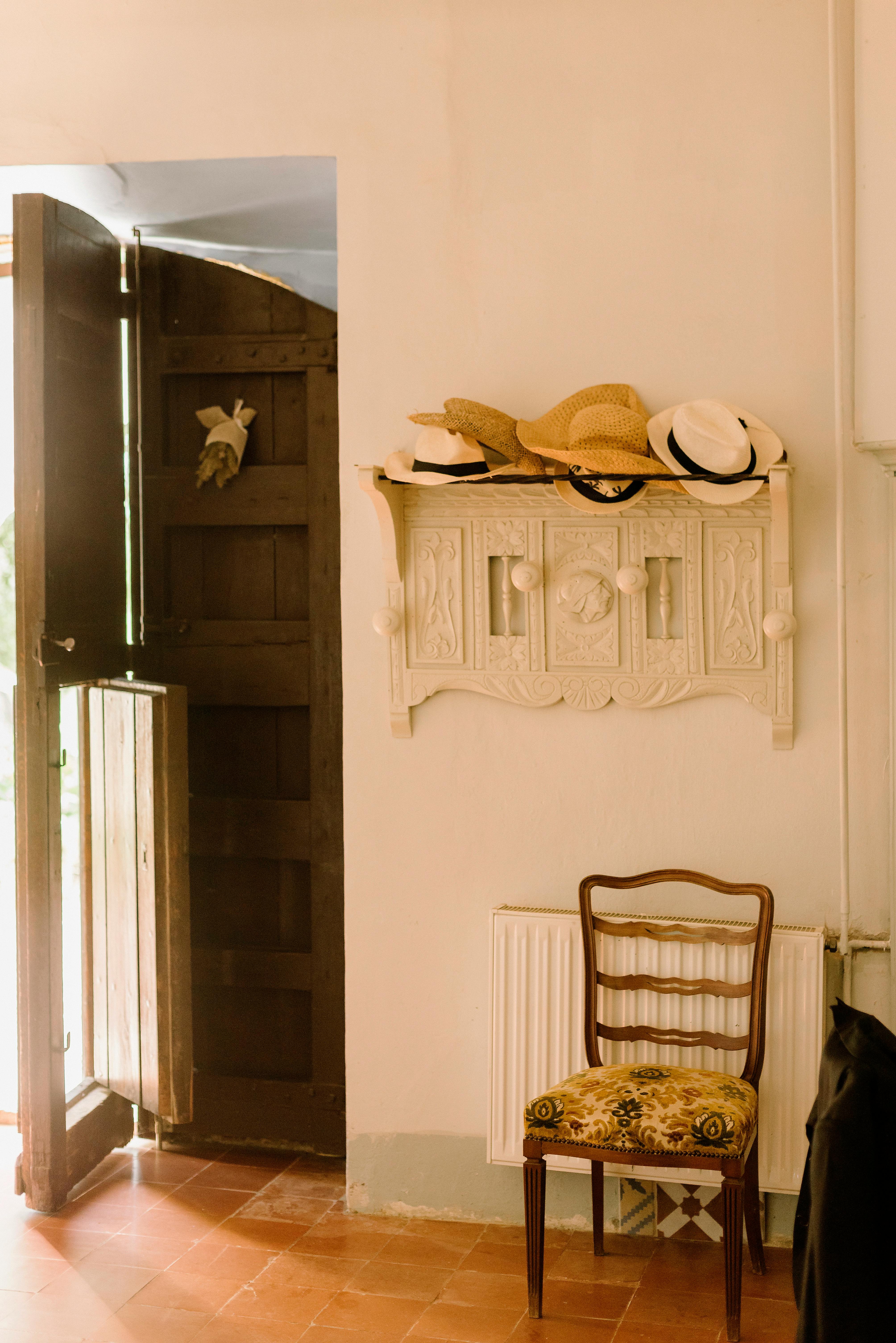 Cozy Rustic Interior with Wooden Elements · Free Stock Photo
