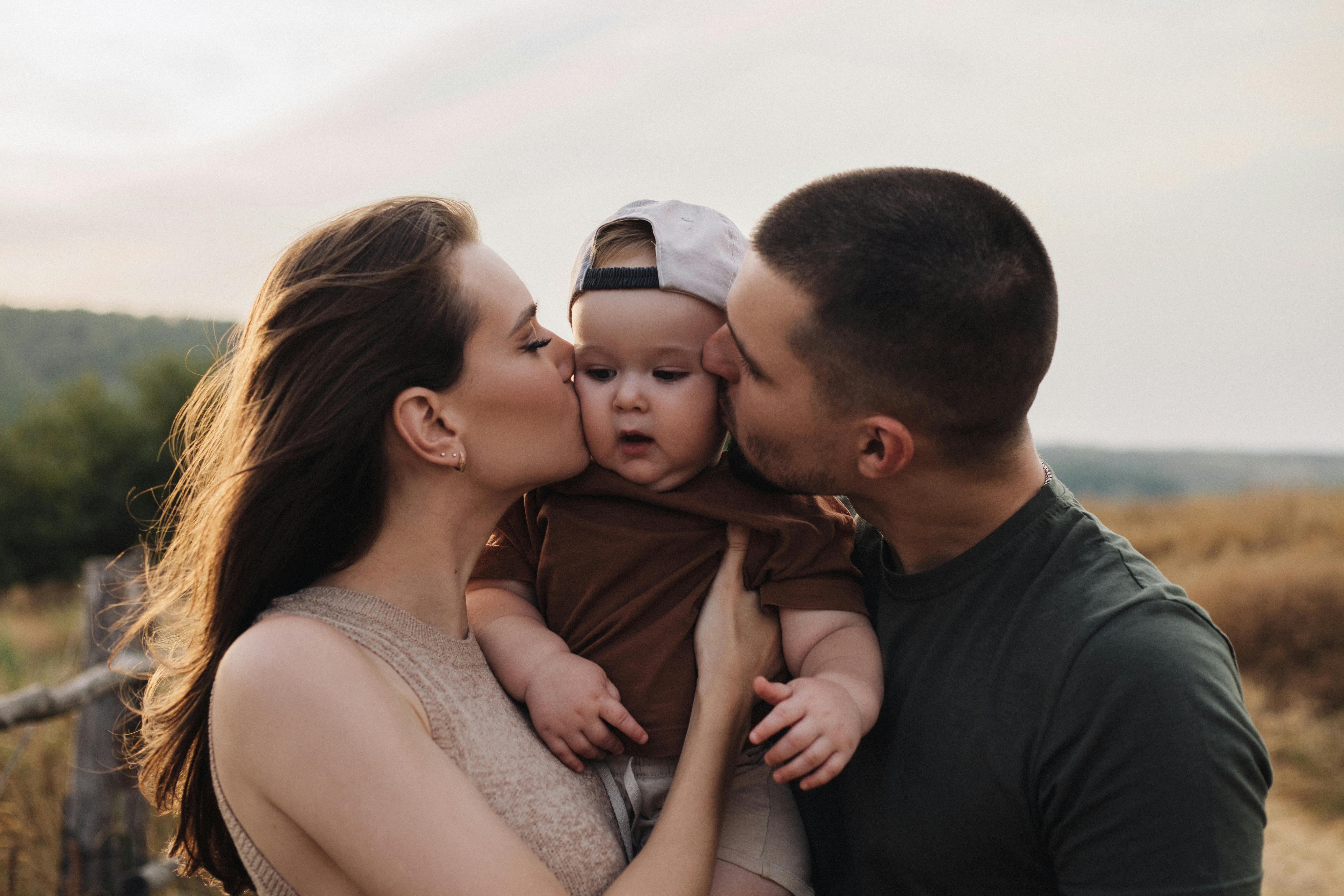 family law alimony — Photo by Misha Kudrich on Pexels