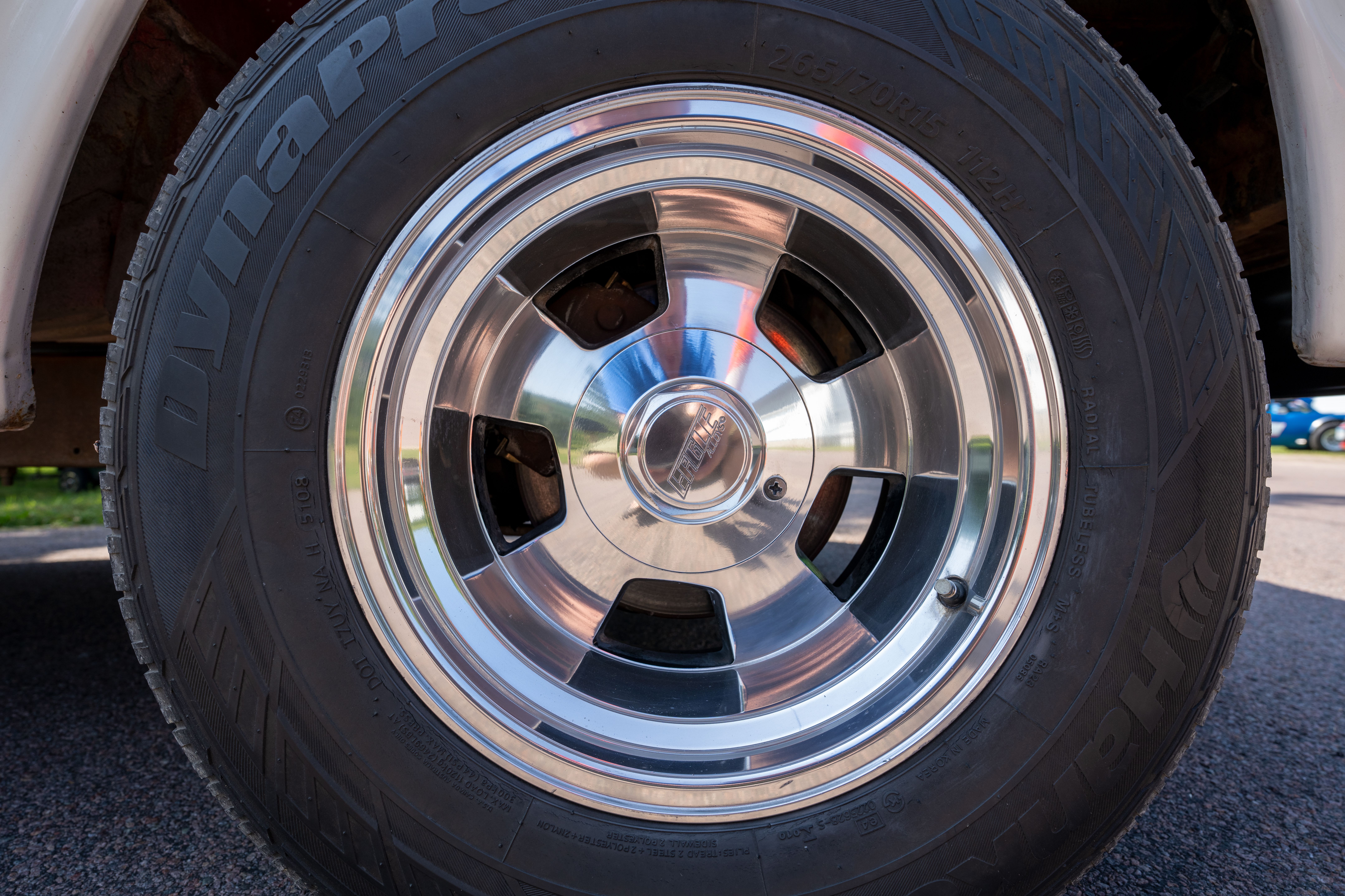 Metal Polishing Techniques Compared: Which Method Is Right for Your Truck Wheels?