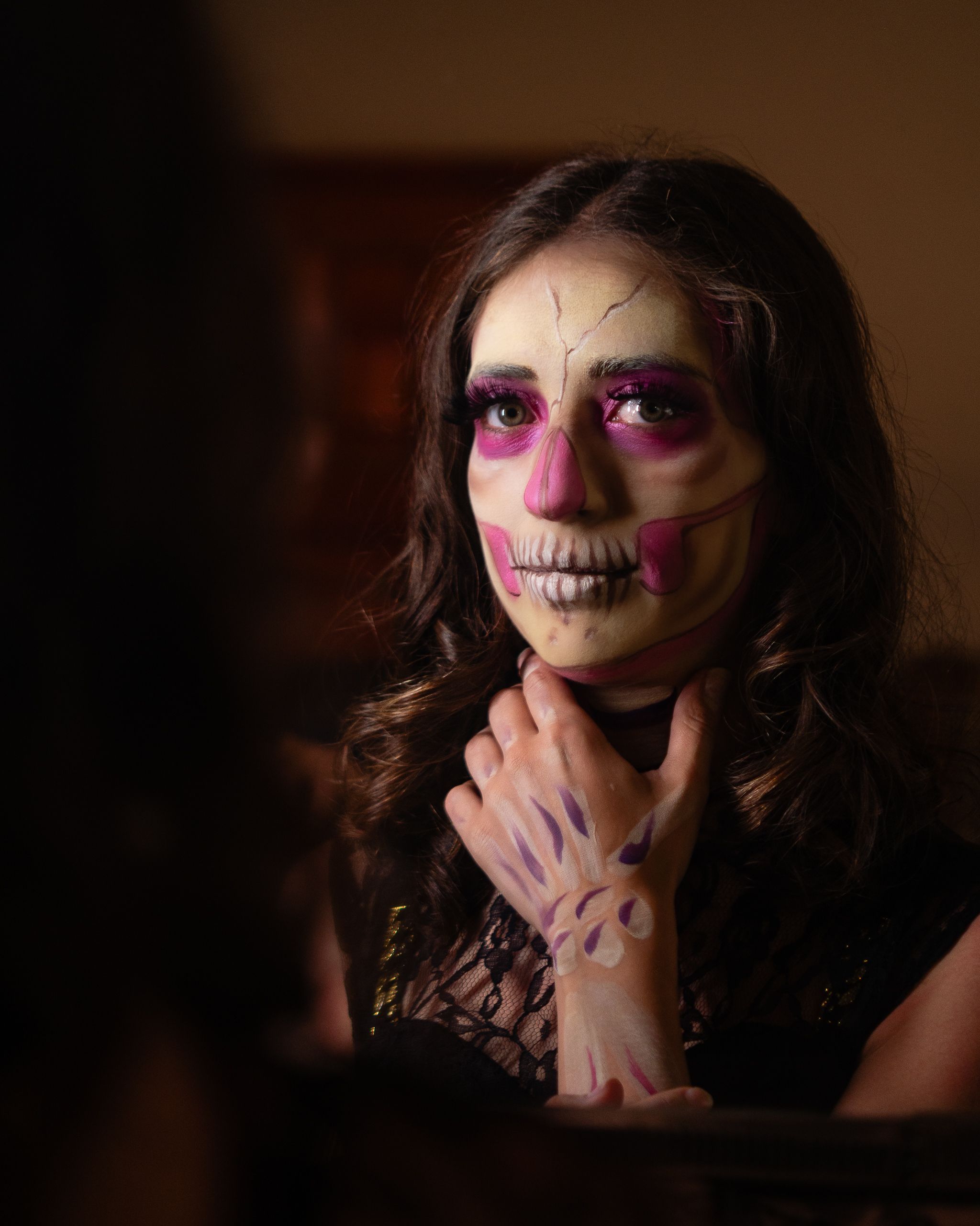 Portrait of a woman with Day of the Dead makeup in Ciudad de México.