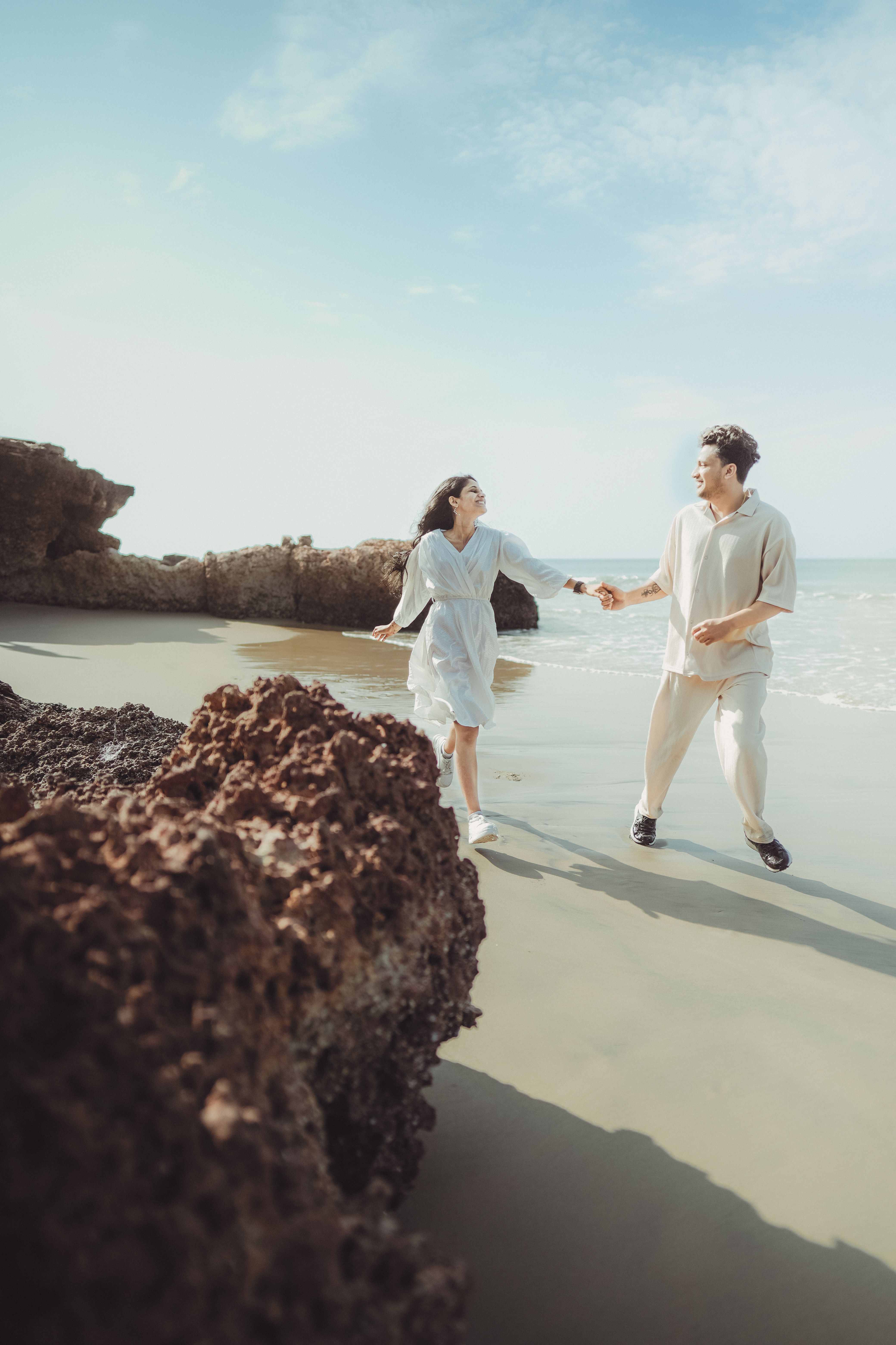 Online dating: starting a conversation on a niche platform