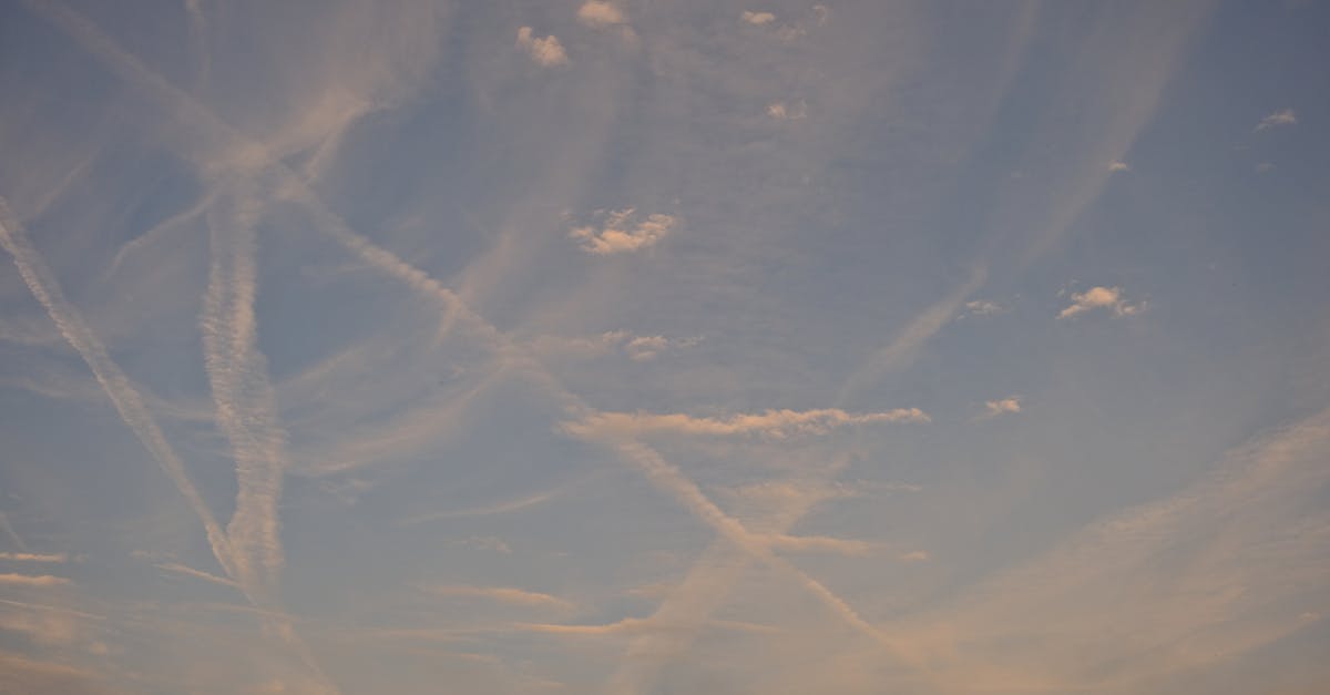Contrail Patterns in Sky over Trabzon · Free Stock Photo