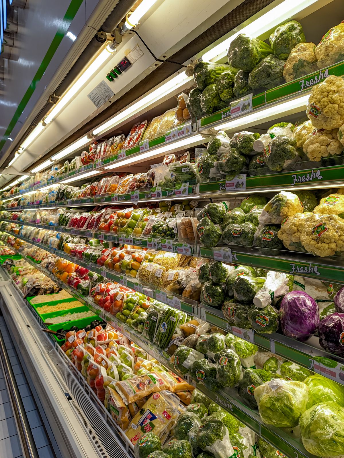 Fresh grocery produce