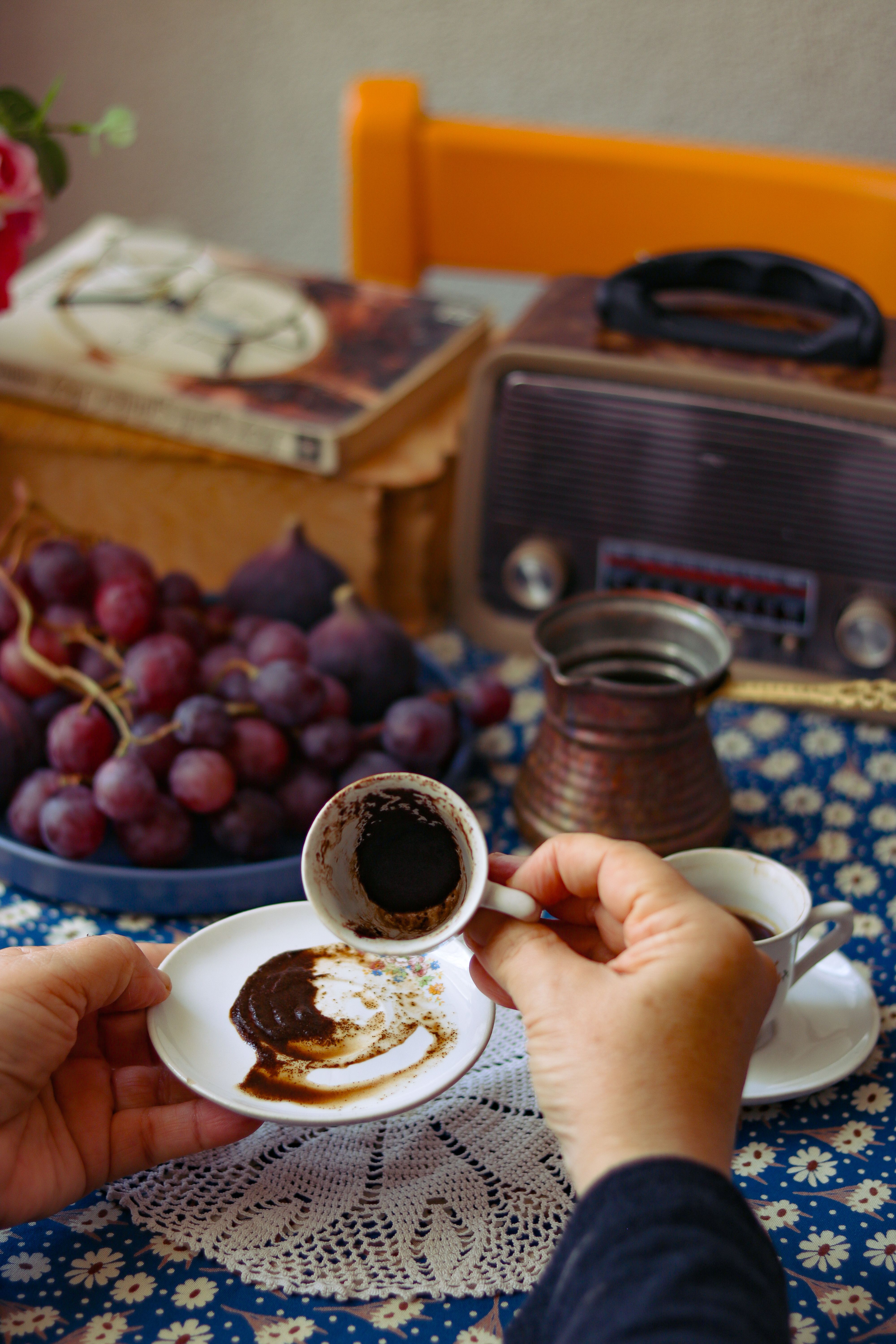 Vintage Coffee Reading with Grapes and Radio · Free Stock Photo