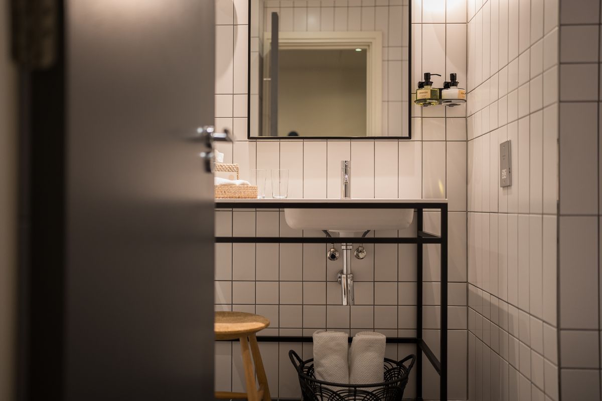 Contemporary bathroom interior with carefully chosen fittings