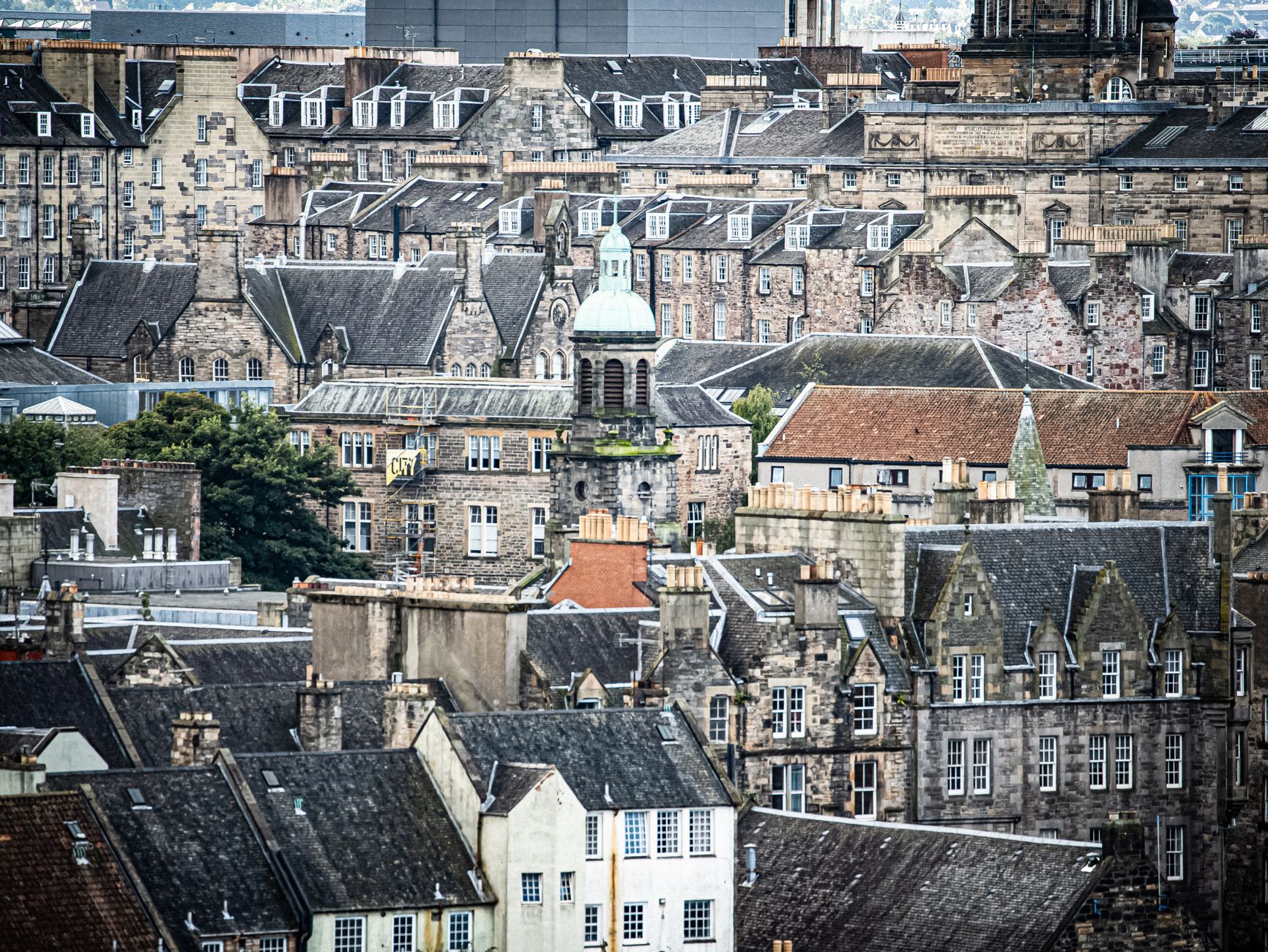 İskoçya'nın başkenti Edinburgh'un havadan görünümü