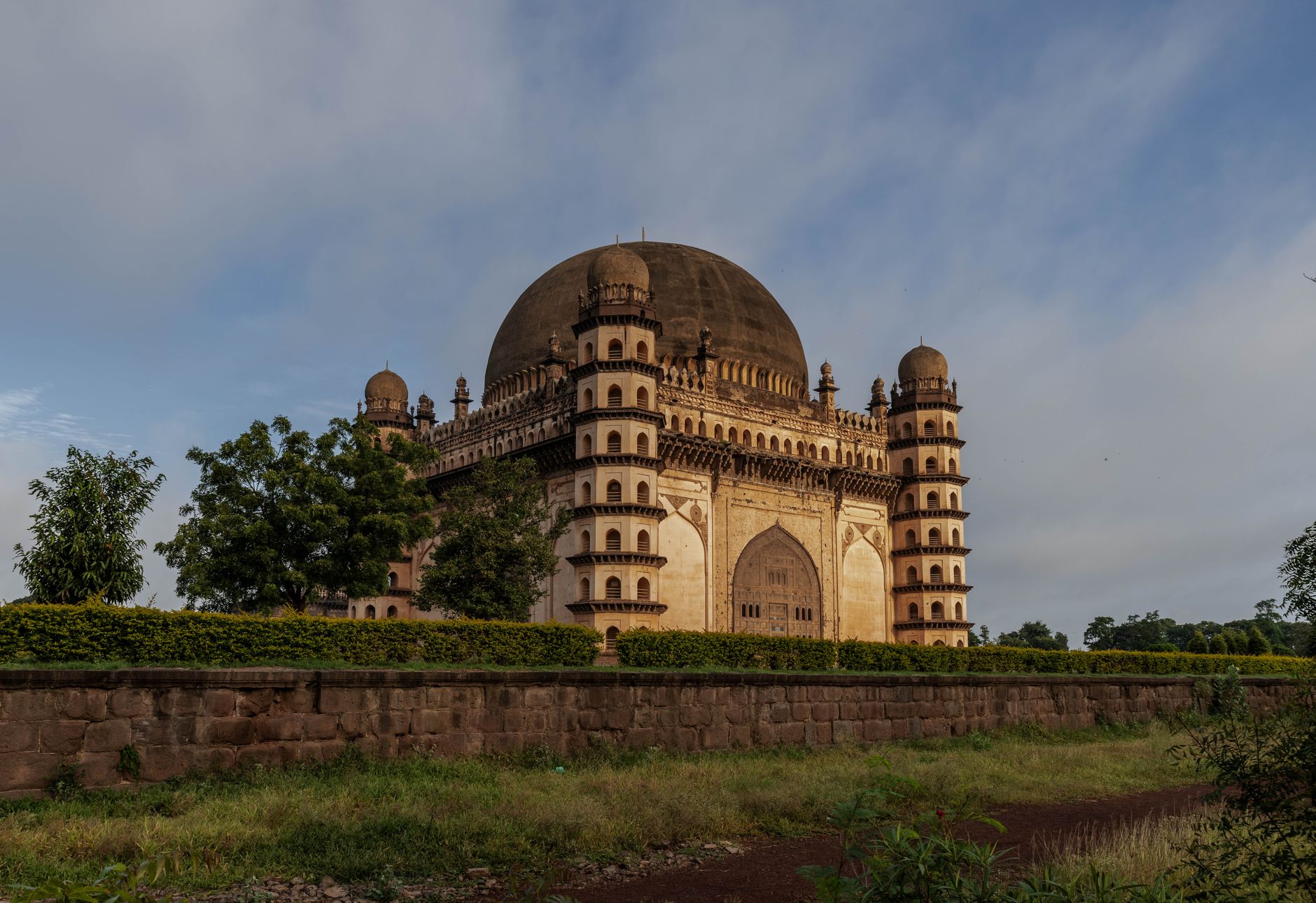 Vijayapura in 2 Days: What to See and Where to Stay