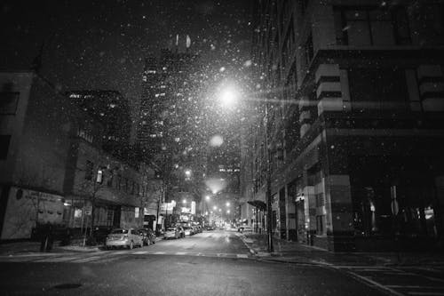 Calles Vacías Por La Noche