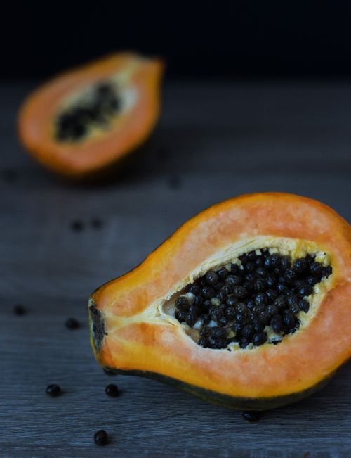 Free Close-up of fresh papaya halves showcasing seeds, perfect for health and tropical fruit themes. Stock Photo