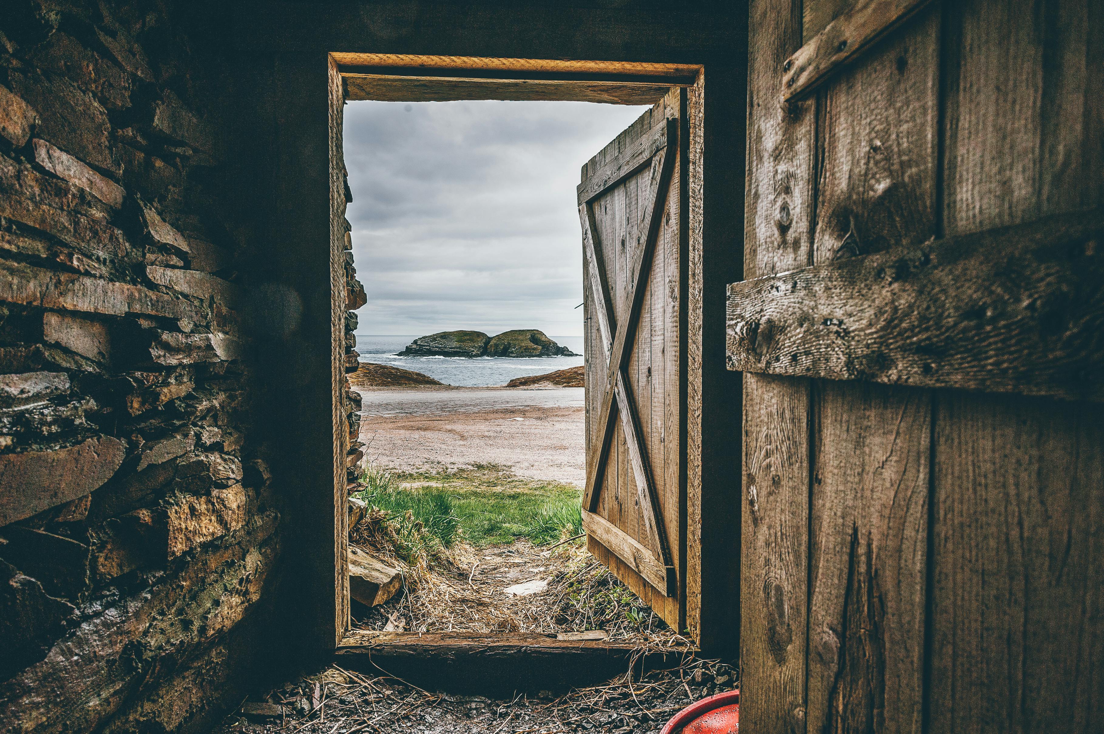 Open Door Images - Free Download on Freepik