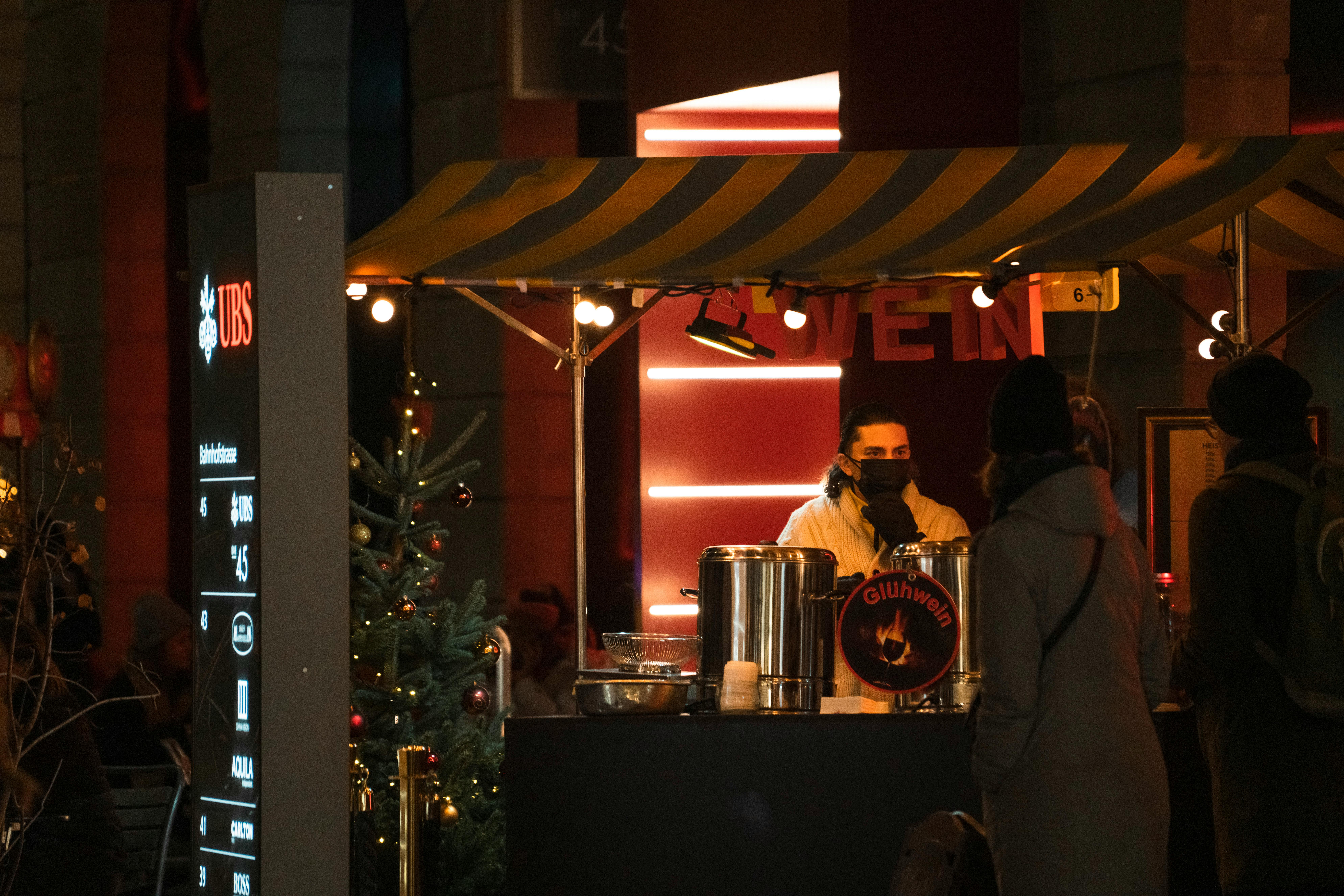 general entertainment authority vendor — Photo by Sergio Zhukov on Pexels