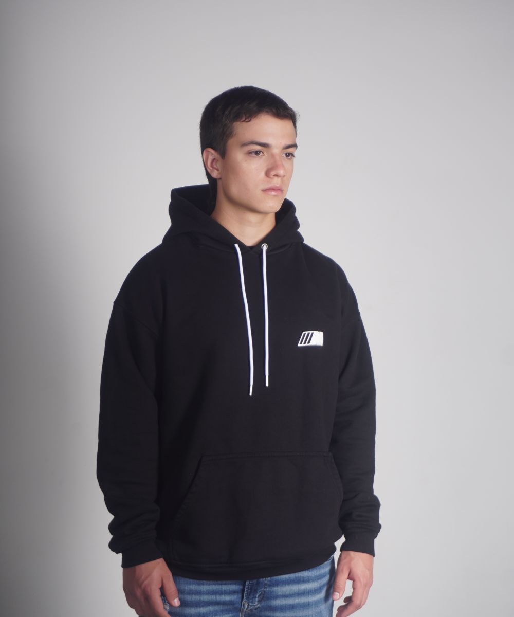 CASUAL SPORTSWEAR