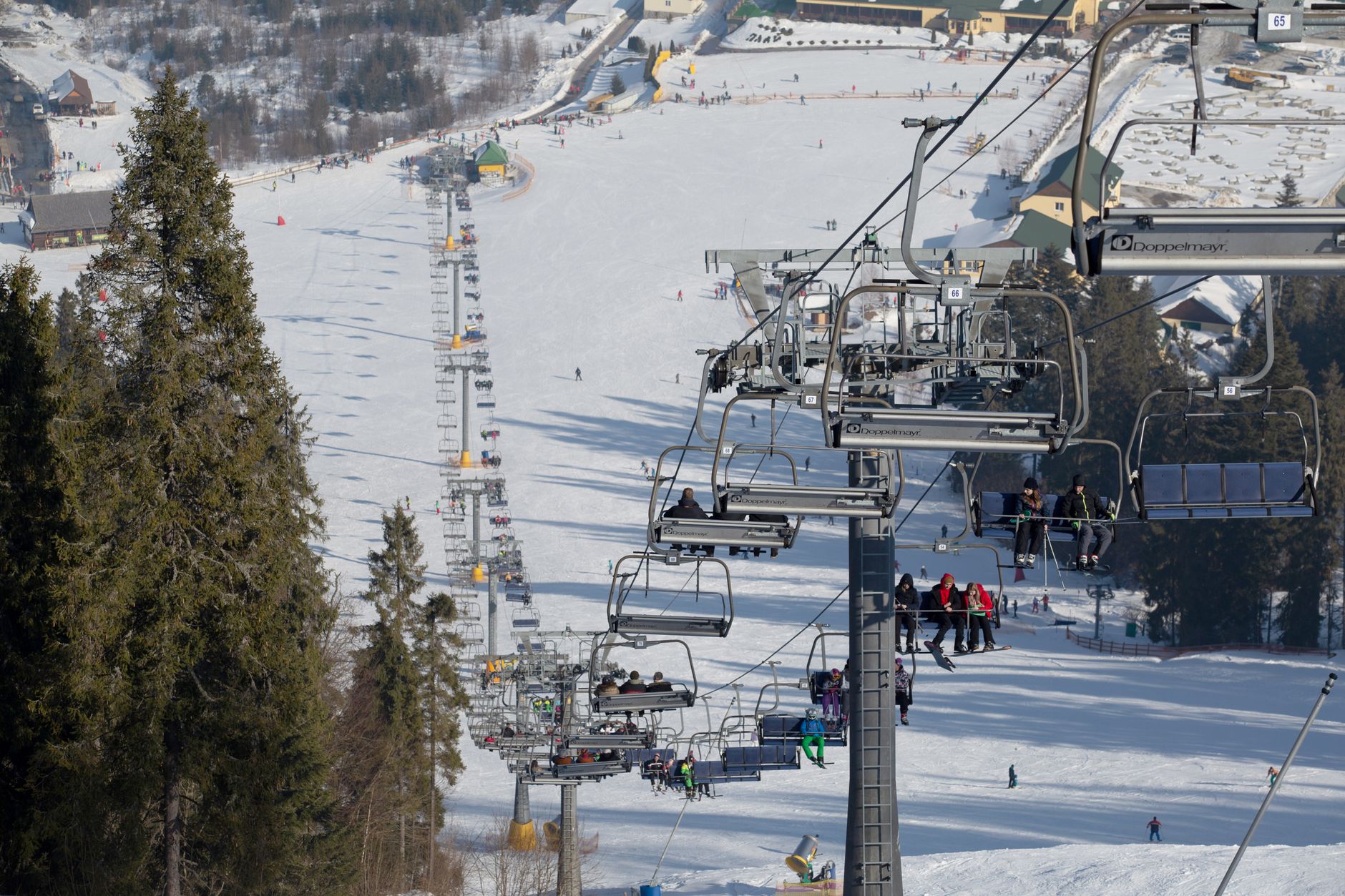Skiing in France - The Complete Guide to Resorts, Lift Passes, and Travel Tips