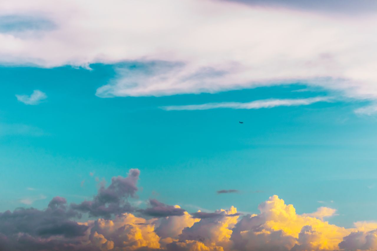 captivating view of a dramatic sky with vibrant clouds over kolkata in