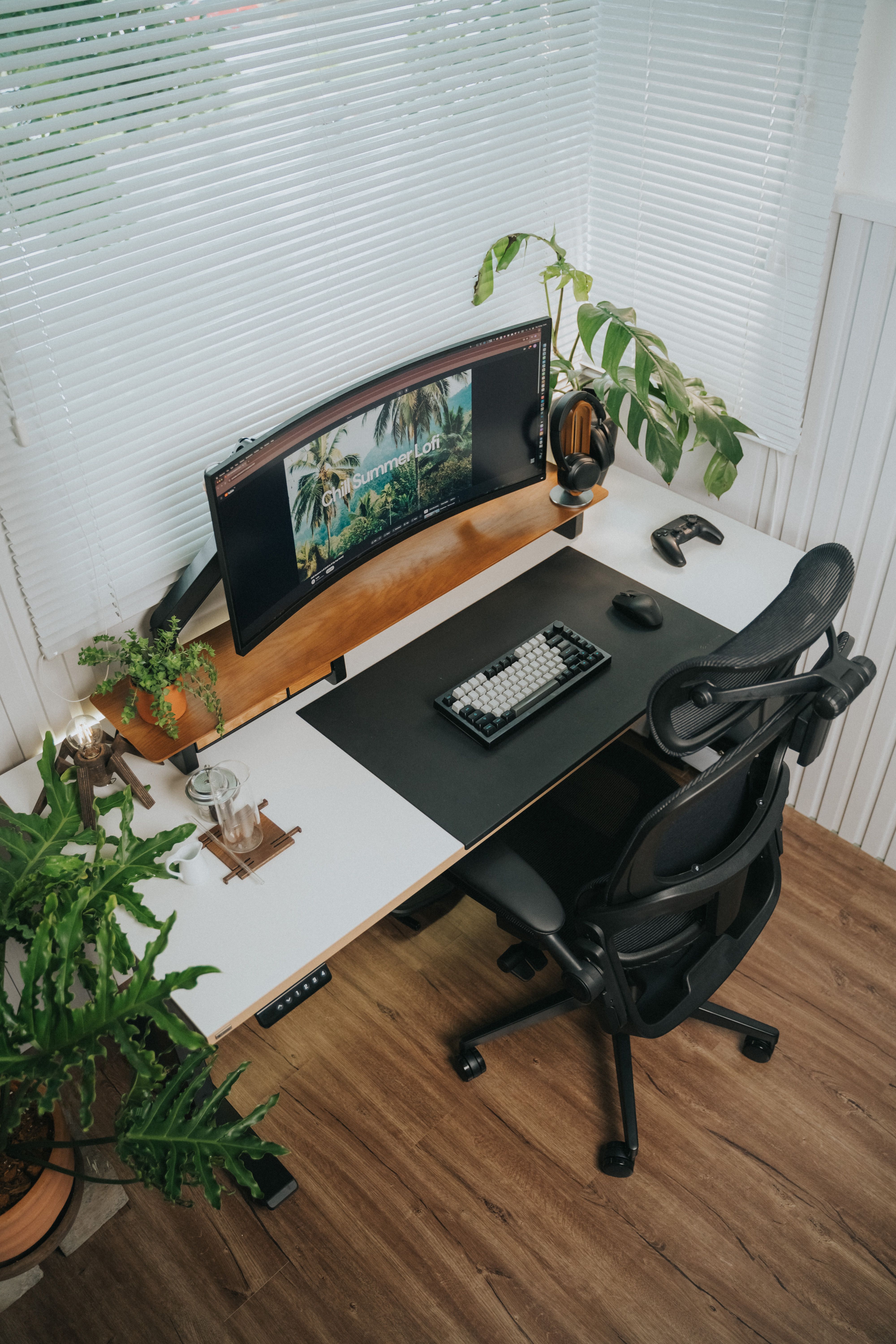 Herman Miller Aeron chair