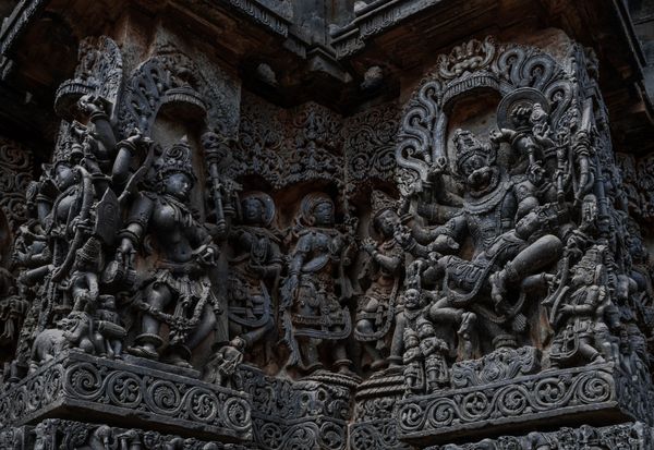 HAMPI -BADAMI 4N / 5D - Destinations