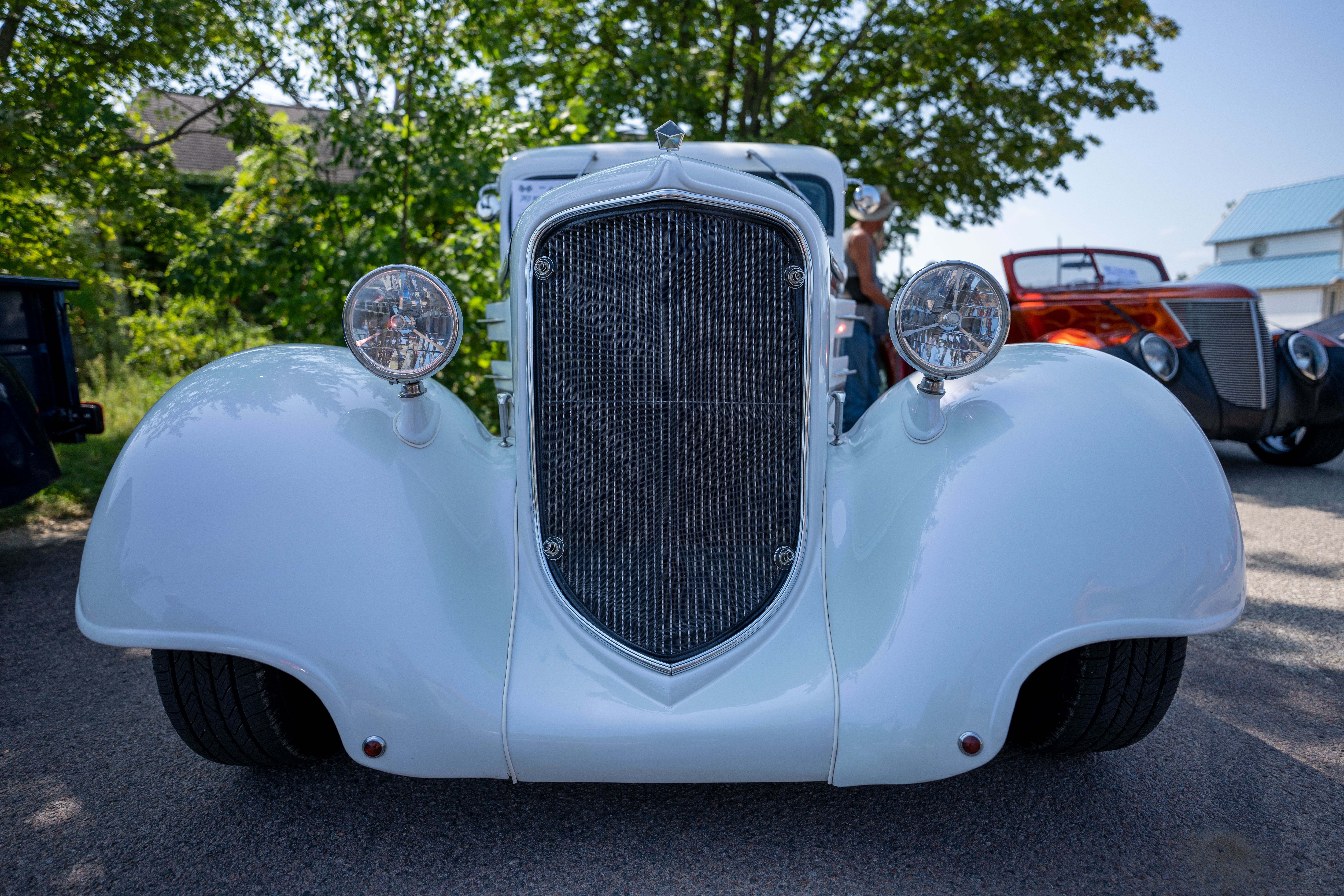 Front View of Classic White Vintage Car · Free Stock Photo