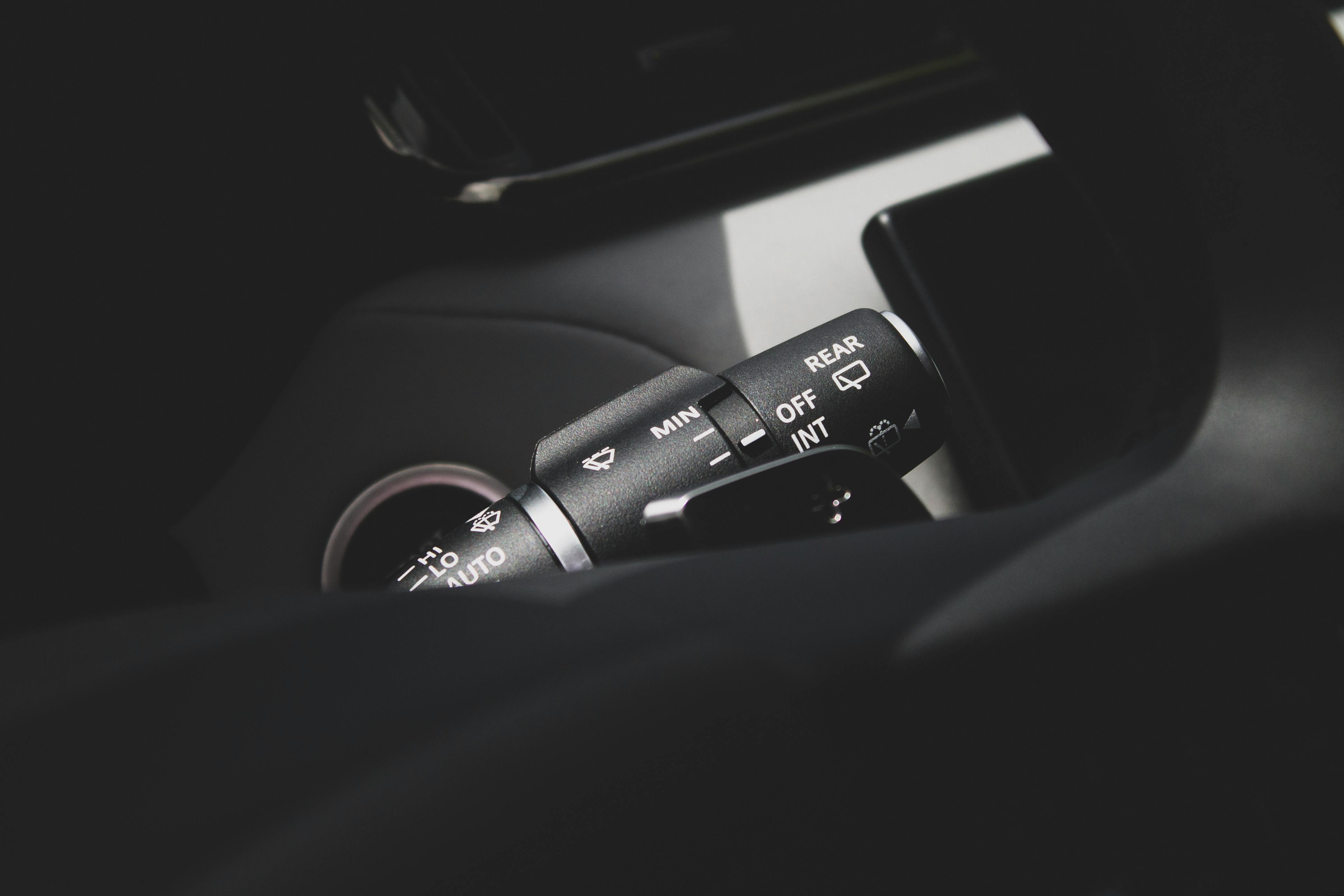 evs explained automotive innovation — Photo by Youssef Samuil on Pexels