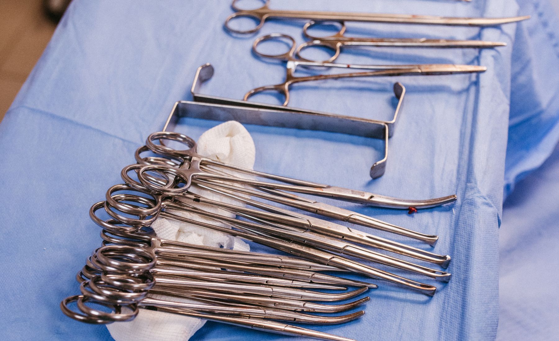 Complete set of surgical instruments