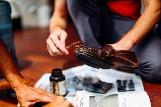 cleaning leather shoes