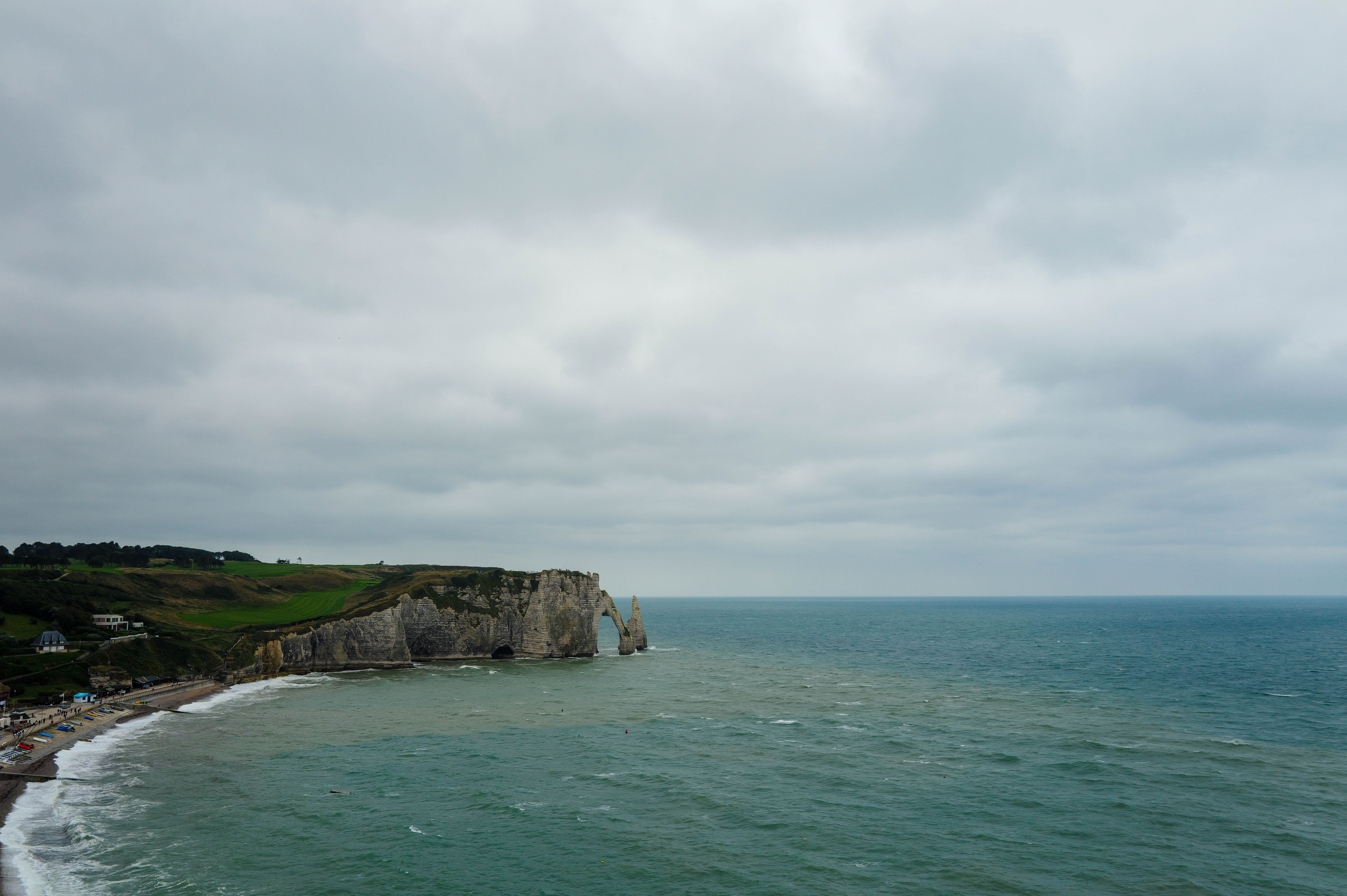 Current Weather Conditions in Côte Fleurie, Normandy