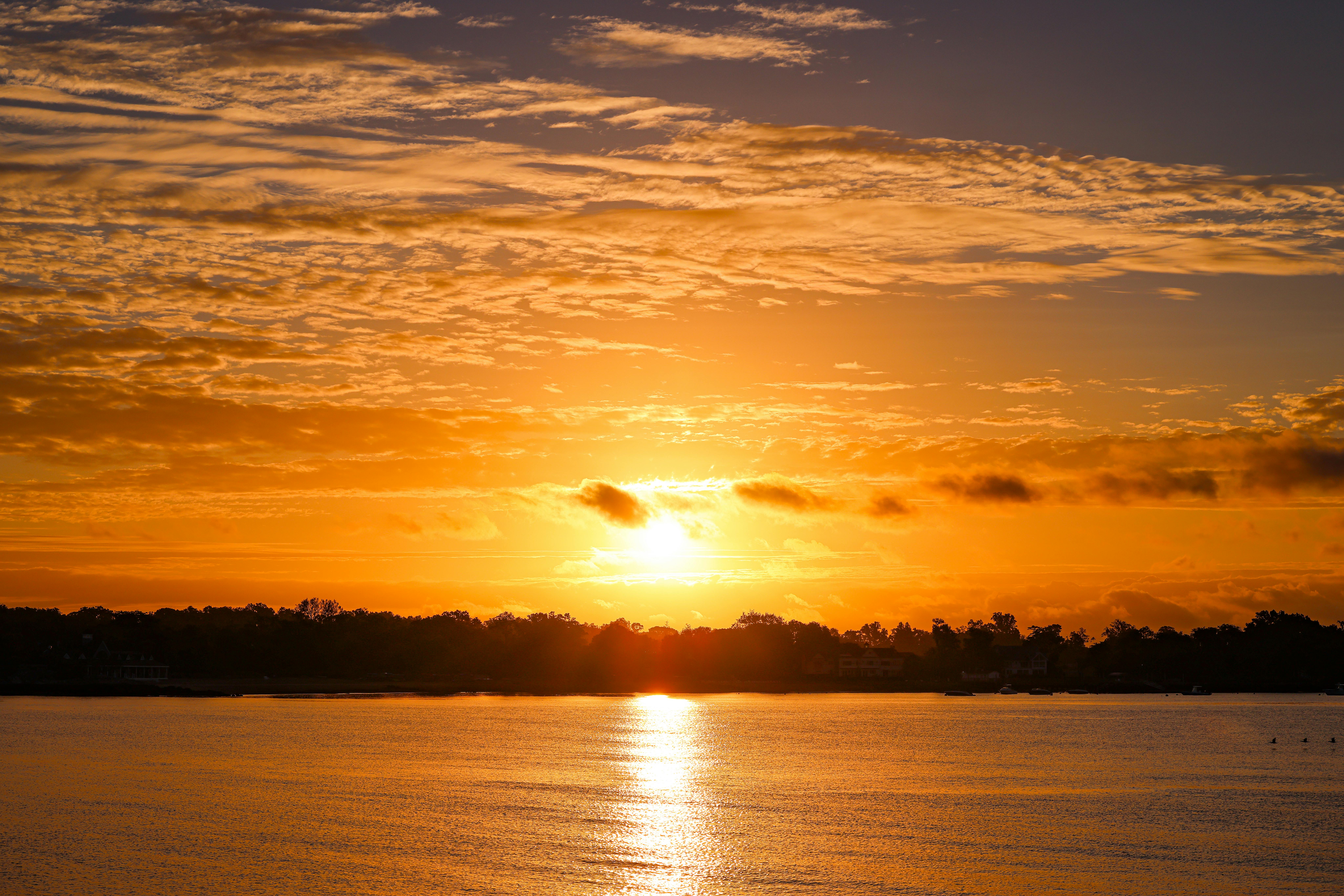 Sunrise. 6:25 to 6:40 am. August 28, 2024. Cove Island Park Sunrise. 6:25 to 6:40 am. August 28, 2024. Cove Island Park