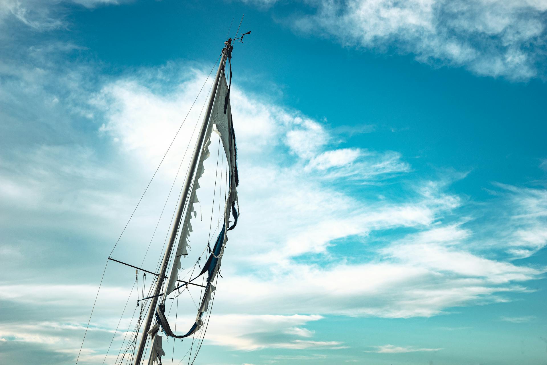 Serene Sky with Tall Ship Mast in Fort Myers