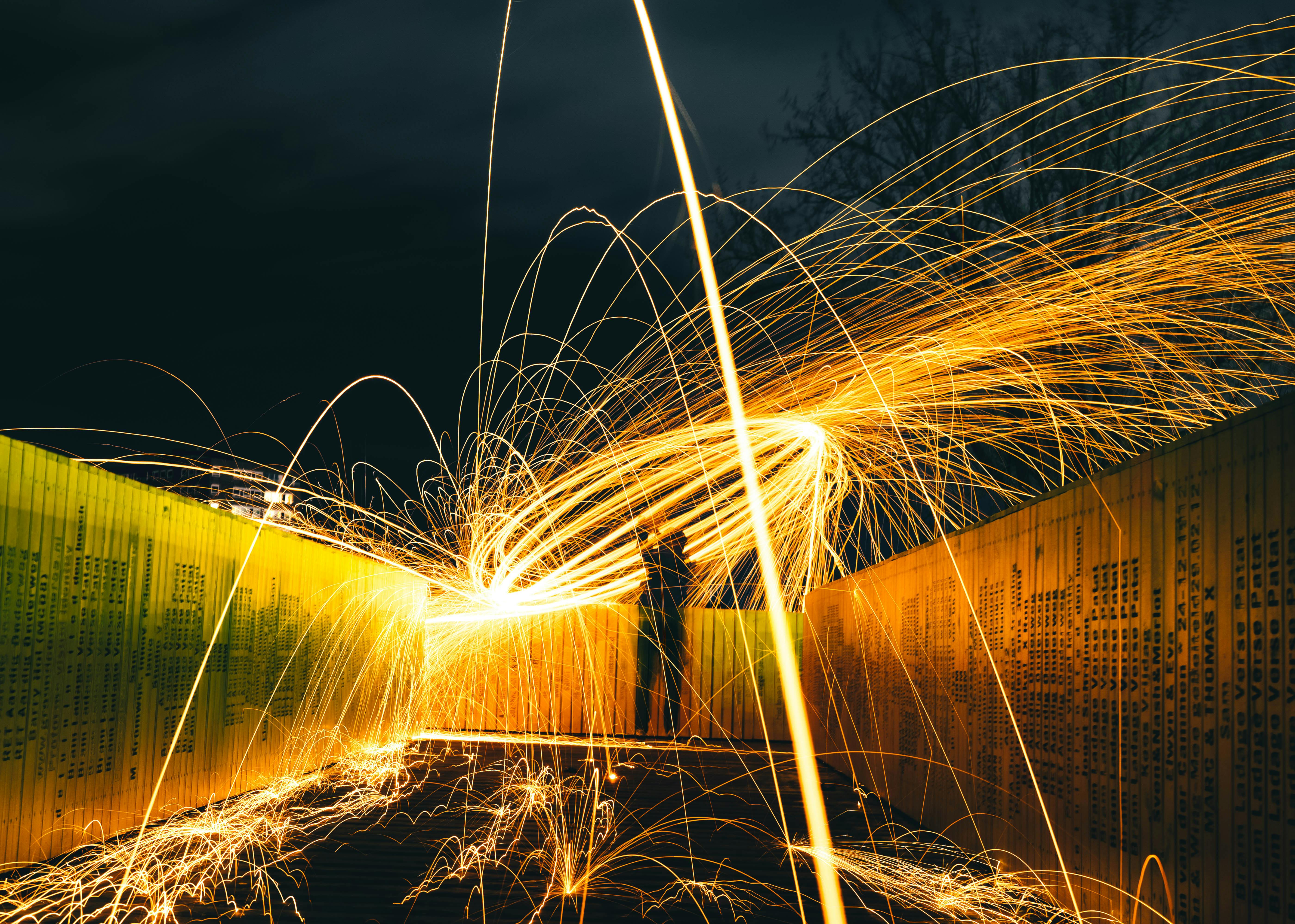 dazzling steel wool light painting in rotterdam