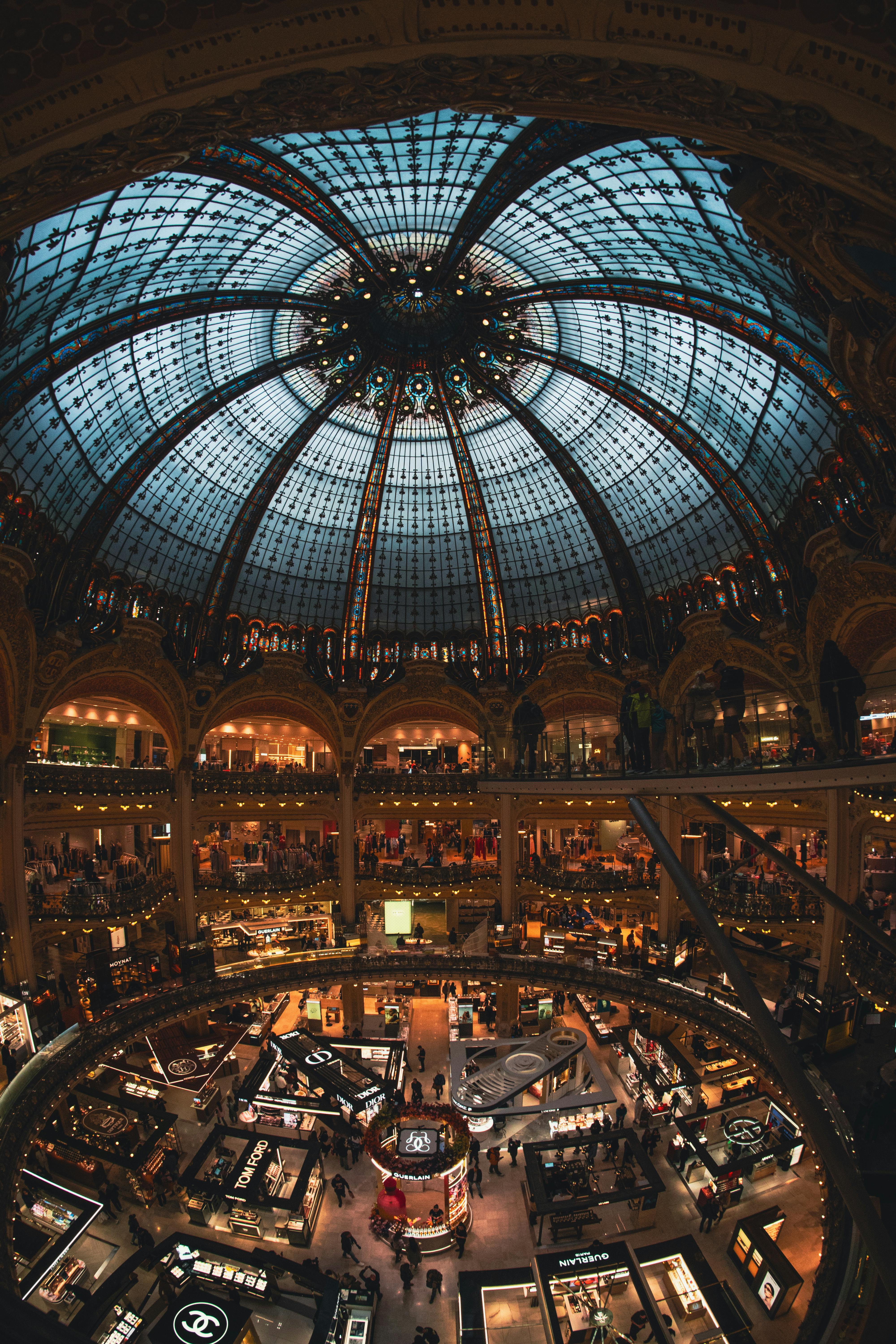 Paris Chamber of Commerce launches €100 million plan to create Europe’s first AI-driven retail and logistics hub at Gare Saint-Lazare by late 2026