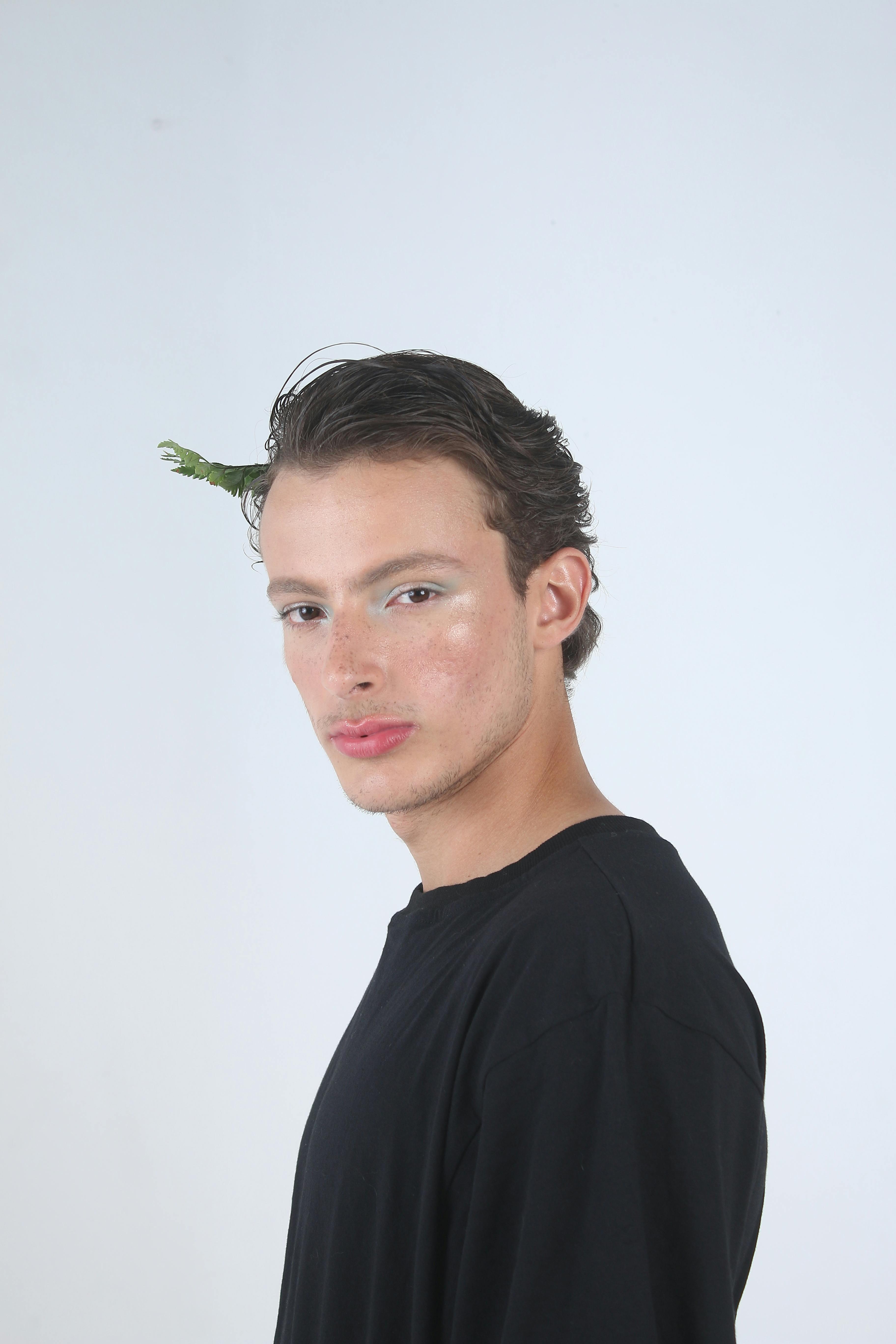 grátis Retrato De Moda De Um Jovem Elegante Foto profissional