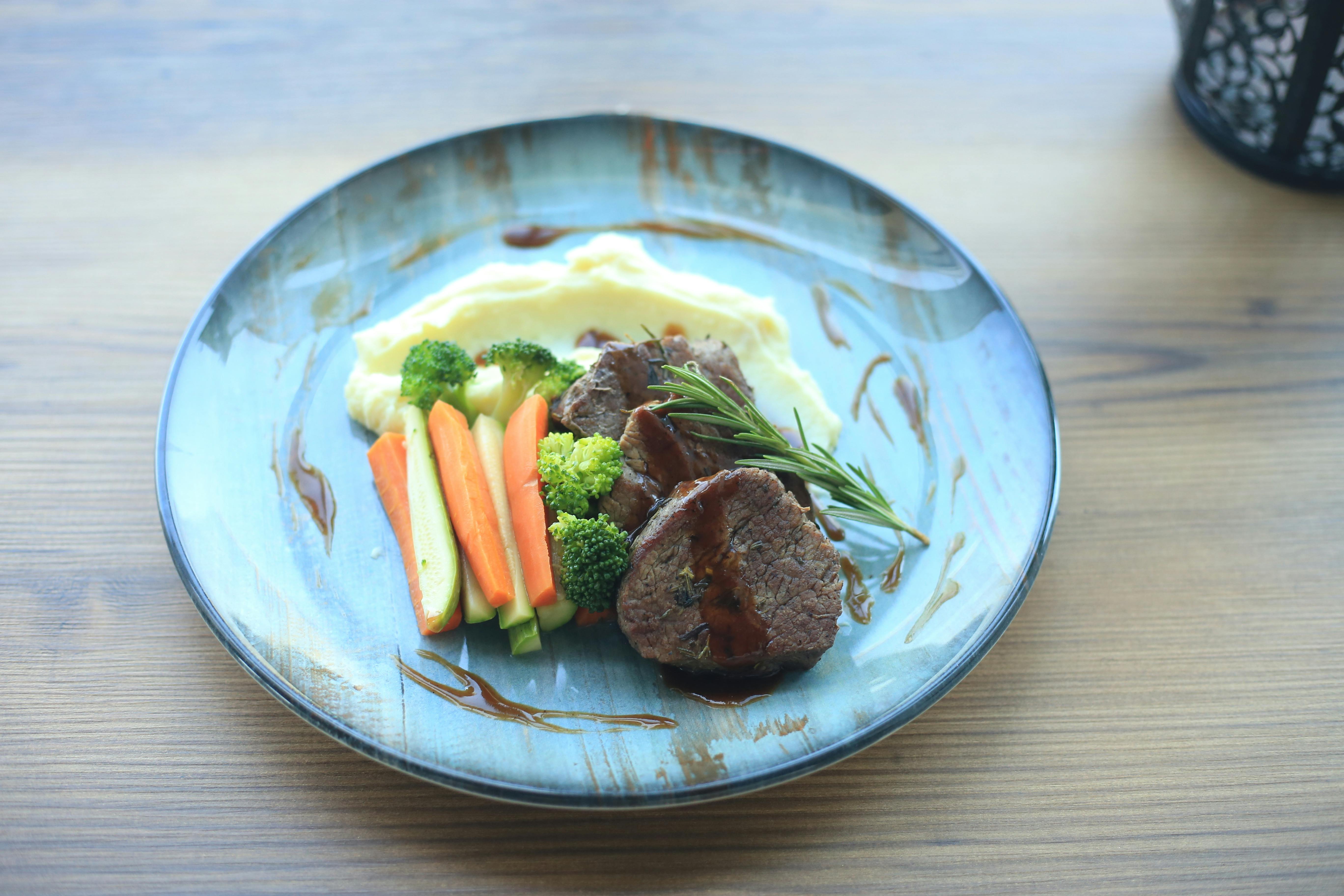 9 pot roast recipes that are full of flavor and budget-friendly — Photo by Md Enamul Xsn Tetu on Pexels
