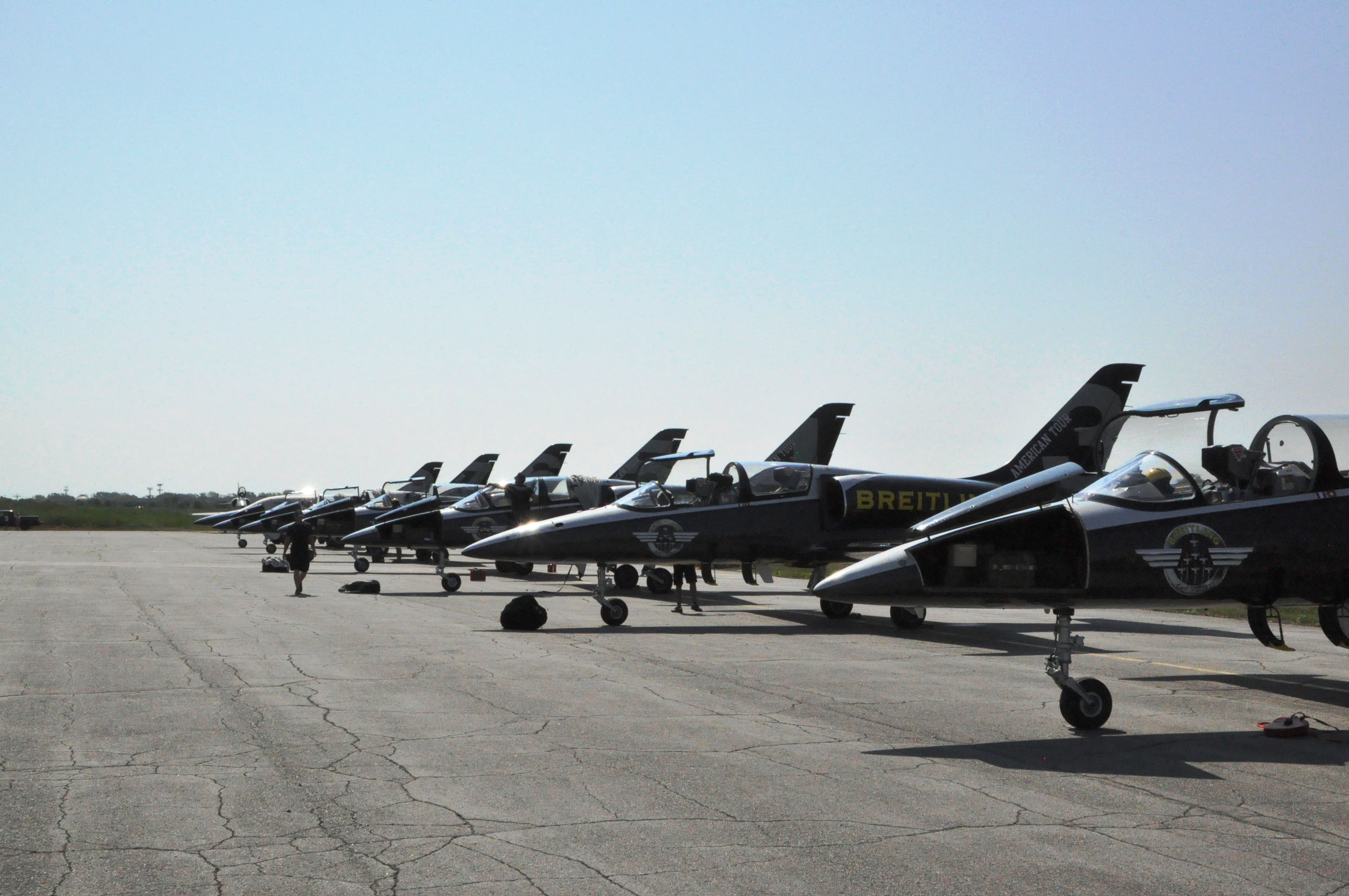 Fehrbellin Airfield (EDBF), Fehrbellin — private jet cleaning