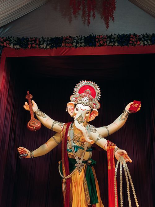 Free Colorful Ganesh statue displayed during the Ganesh Chaturthi festival in Mumbai, India. Stock Photo
