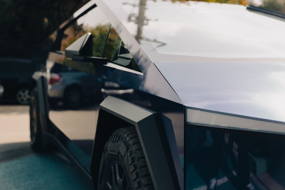 Vânzările Tesla se prăbușesc în Europa