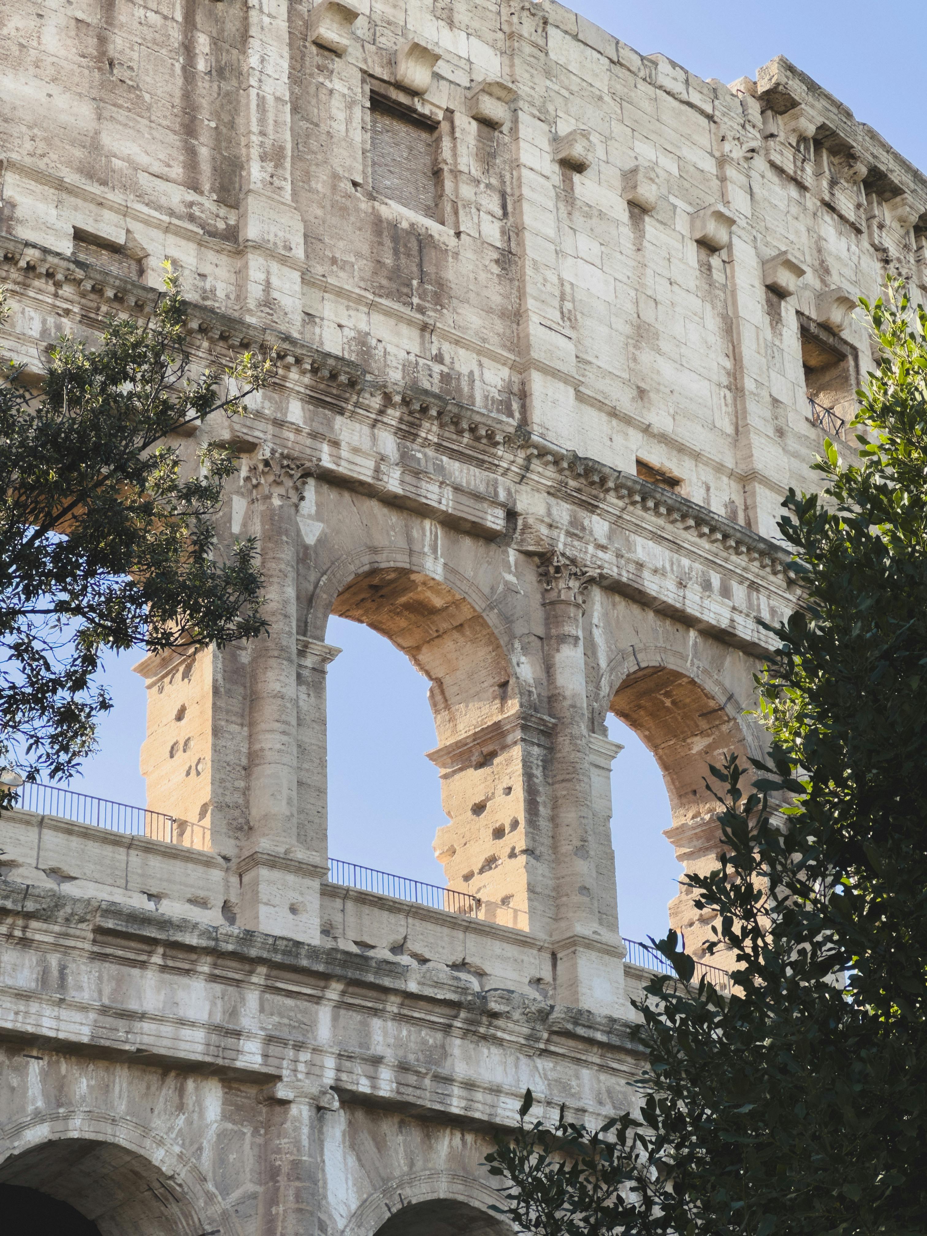 Ücretsiz Roma'daki Tarihi Kolezyum Mimarisi Stok Fotoğraflar