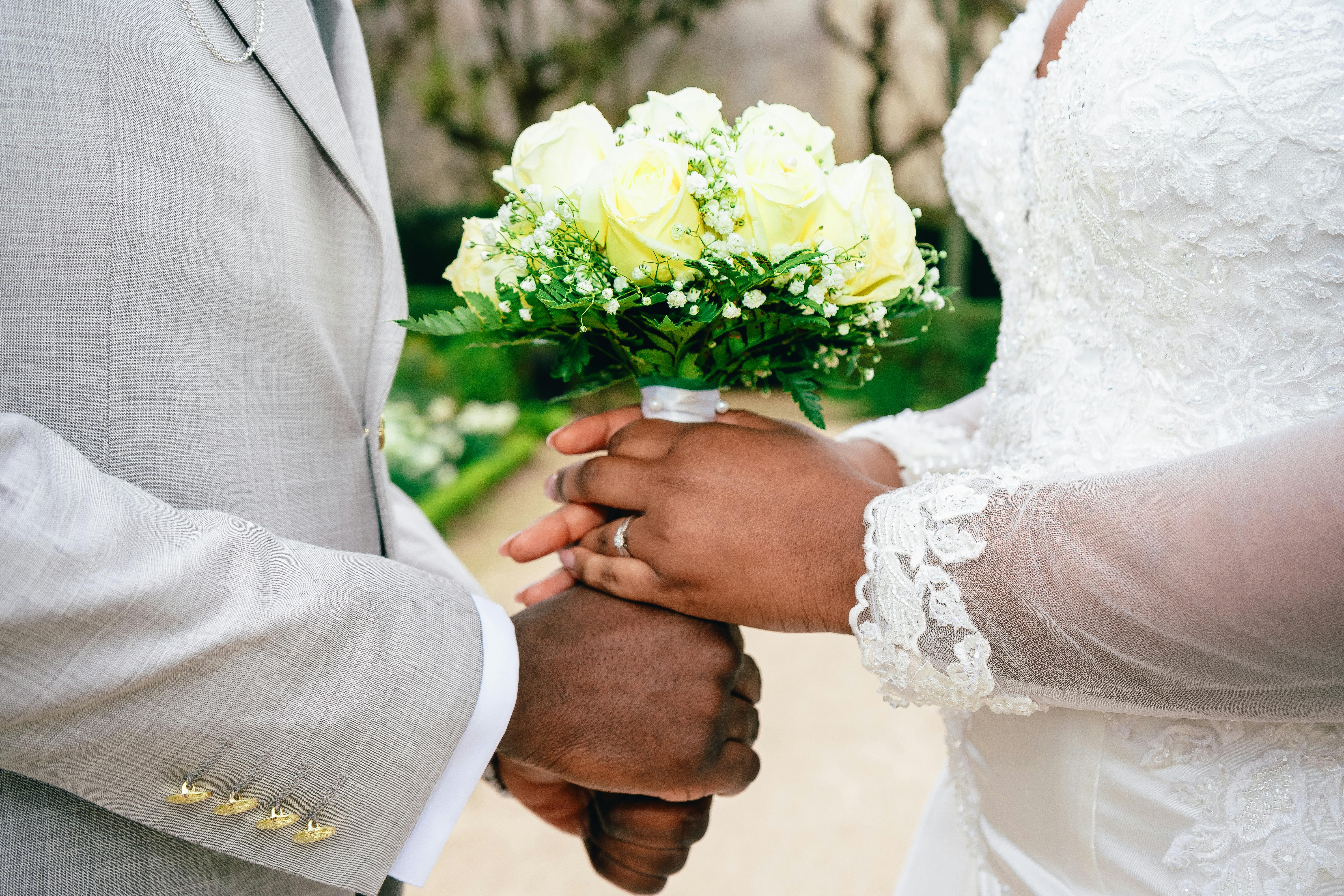 Dear Annie: I said yes to being maid of honor, not to planning, hosting all wedding events for free — Photo by Rimiscky Tayun