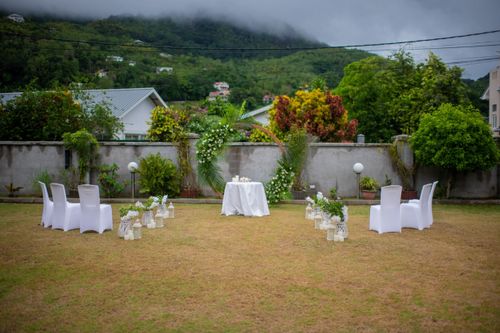 Free nature wedding setup  Stock Photo