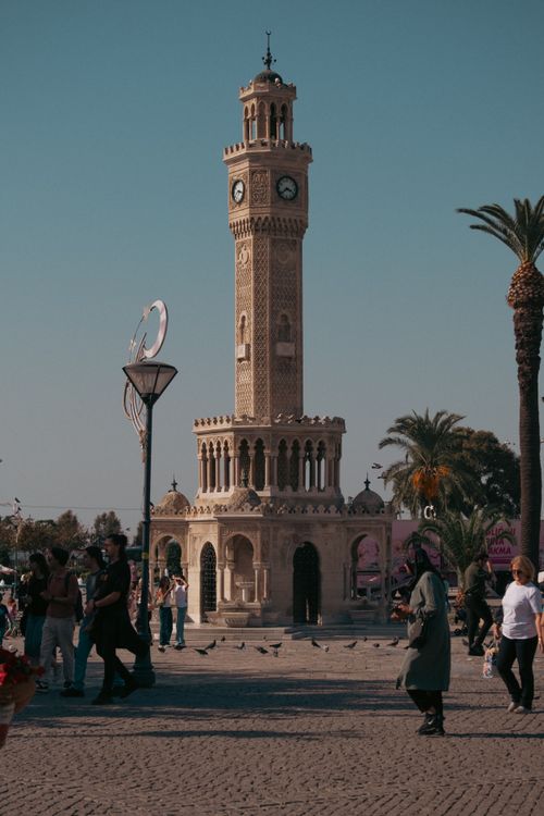 Free Elegant İzmir Clock Tower in Türkiye, a historic landmark amidst bustling city life. Stock Photo