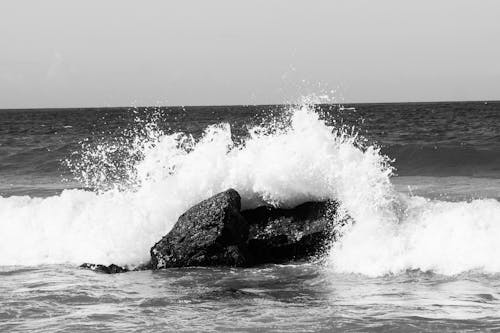 ストライク, 岩, 波の無料の写真素材