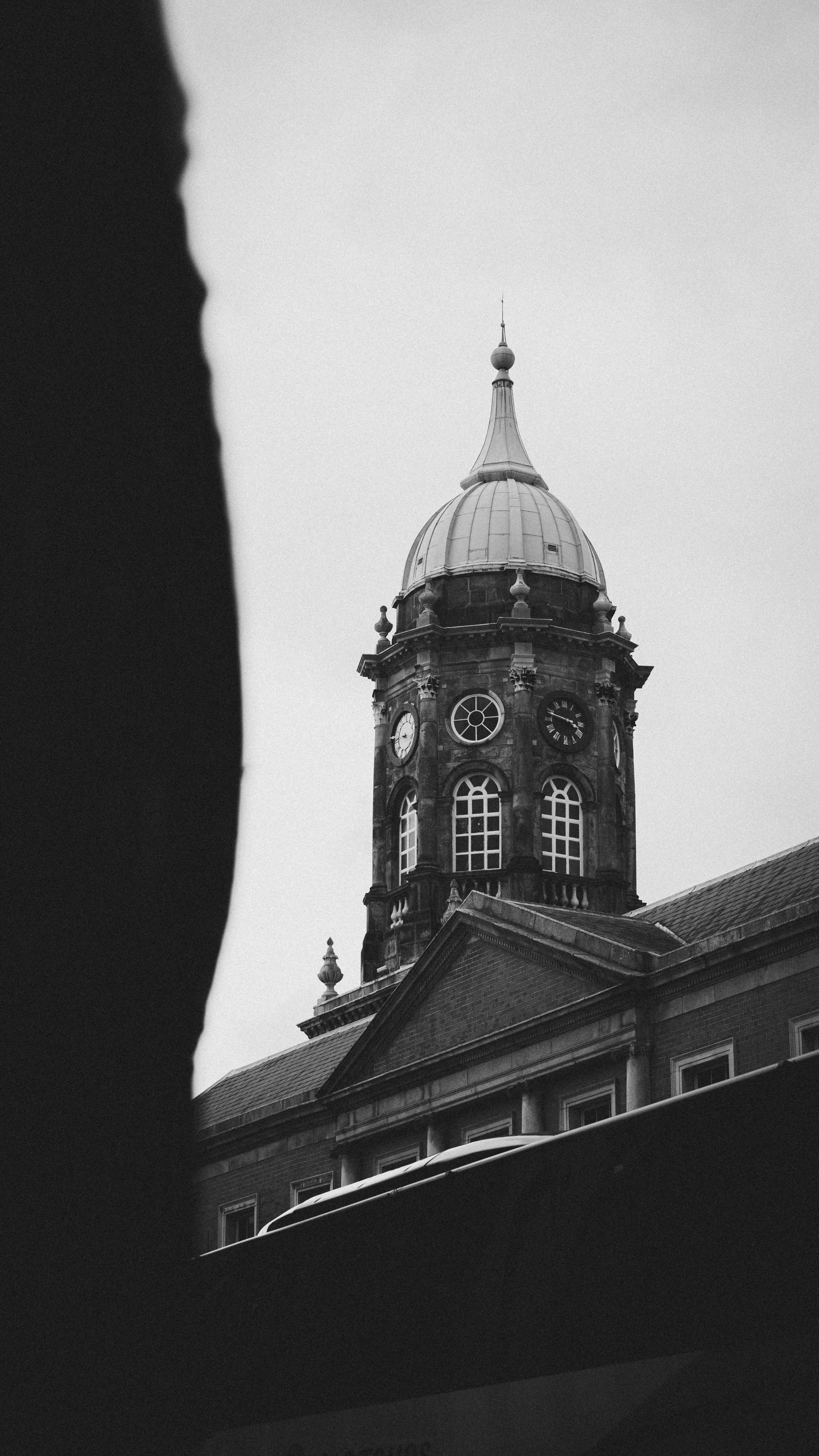 Historic Clock Tower in Black and White · Free Stock Photo